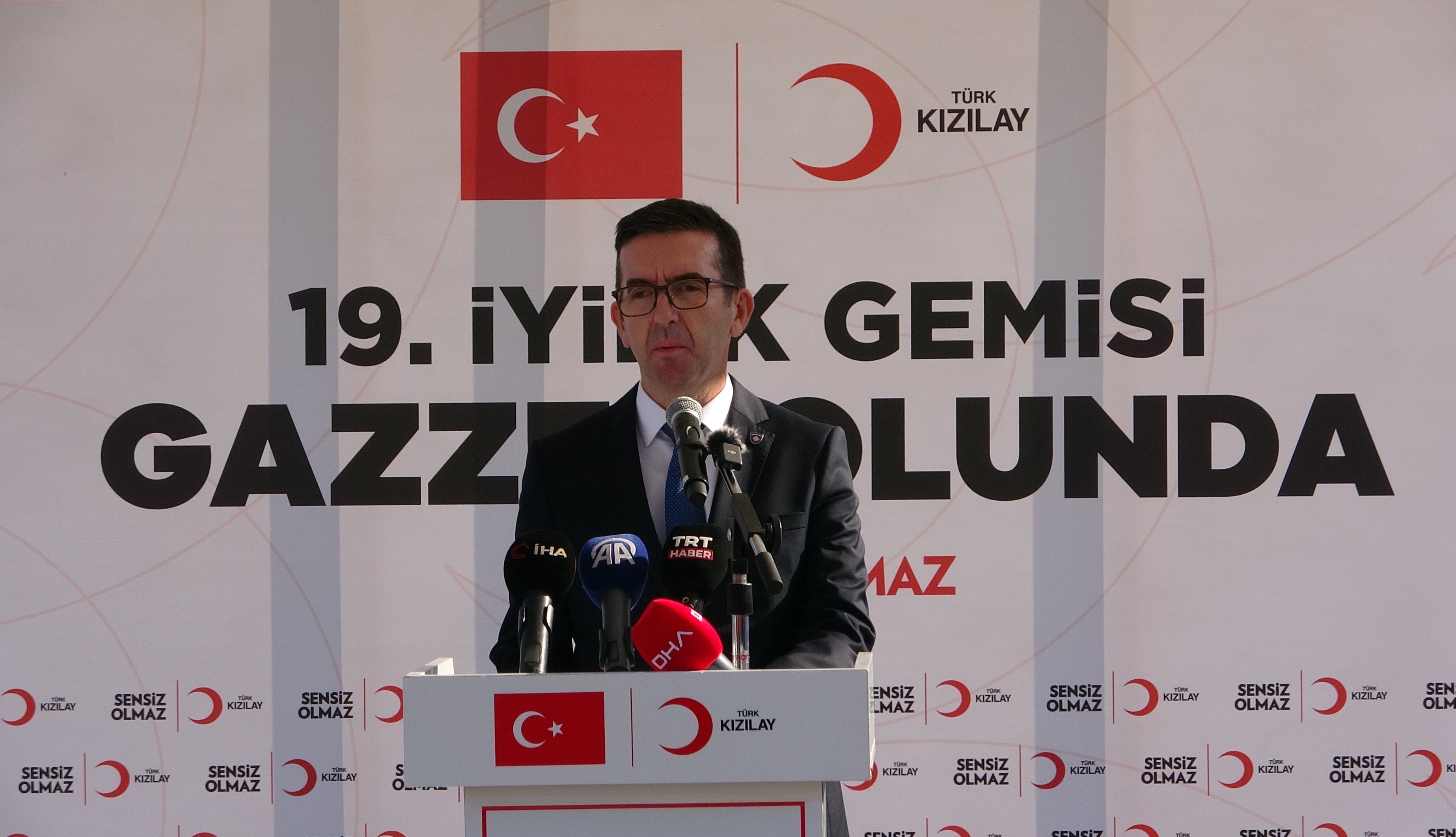 Mersin’de 19. İyilik Gemisi Gazze’ye Insani Yardım Için Yola Çıktı (5)