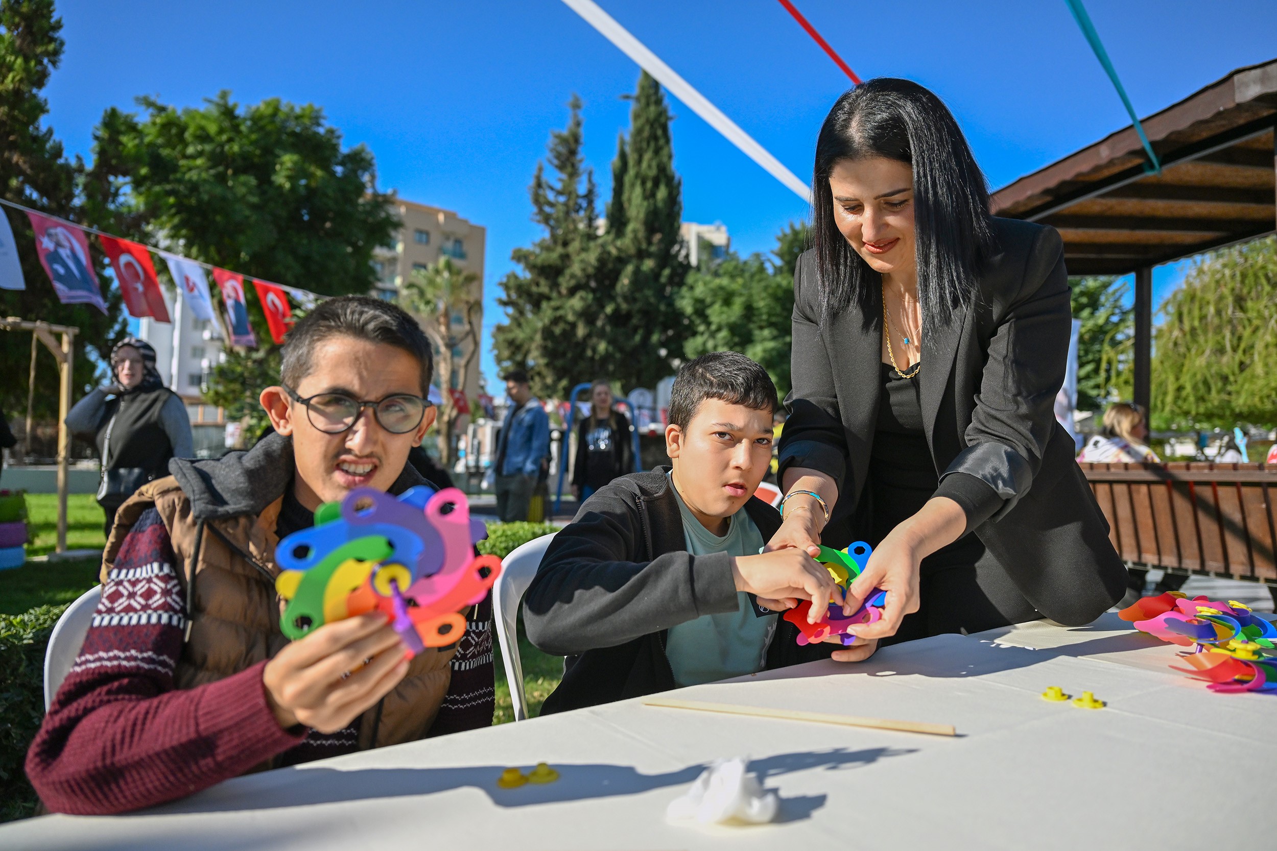 Mersin’de Yapılan Etkinlikle Yüzler Güldü (4)