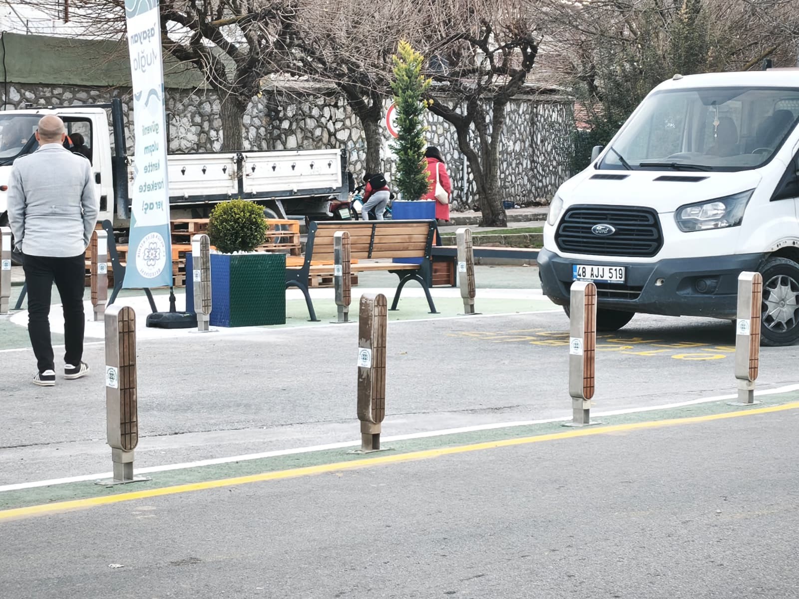 Muglada Yaya Trafigine Nester (3)