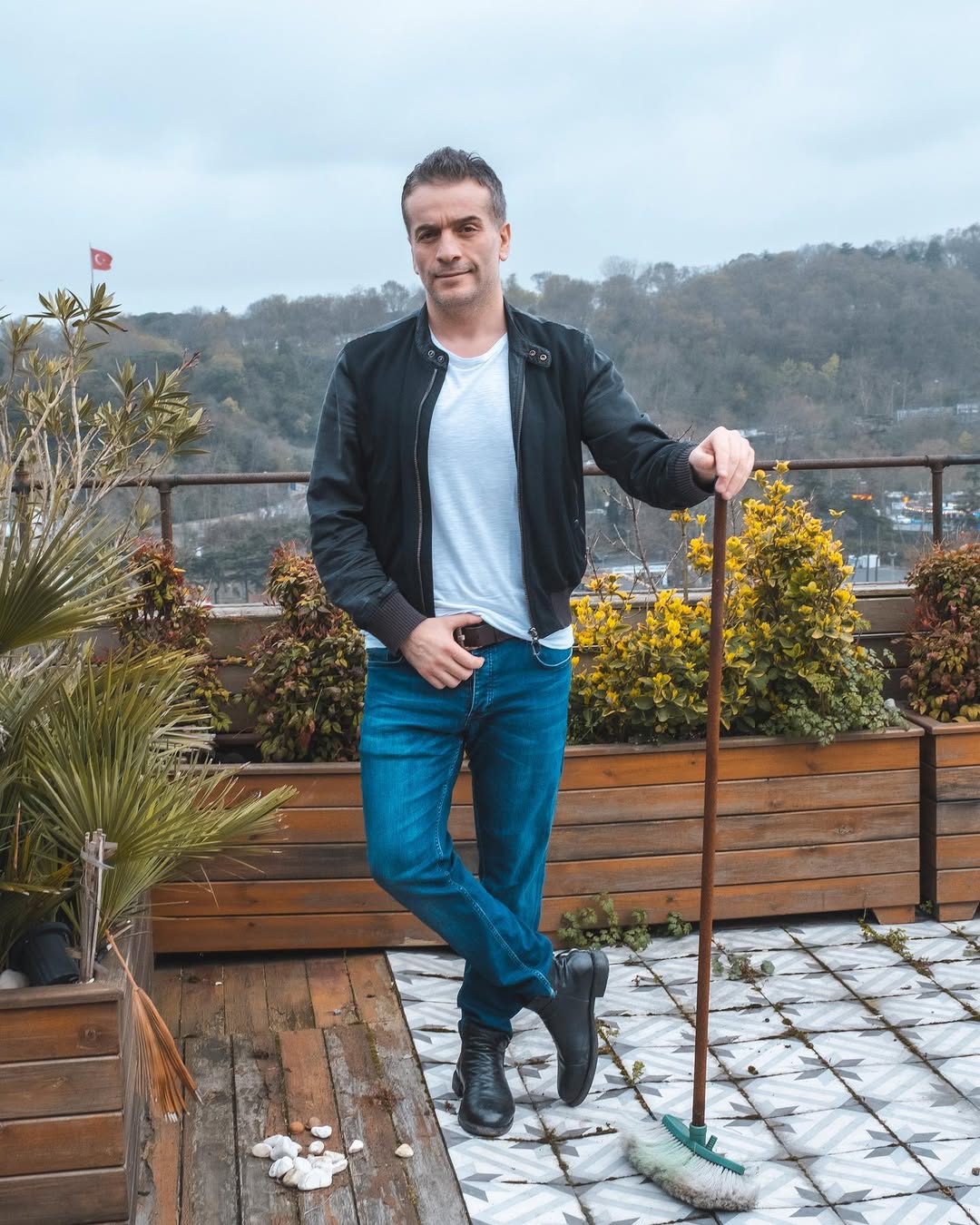 Murat Cemcir Evli Mi 4