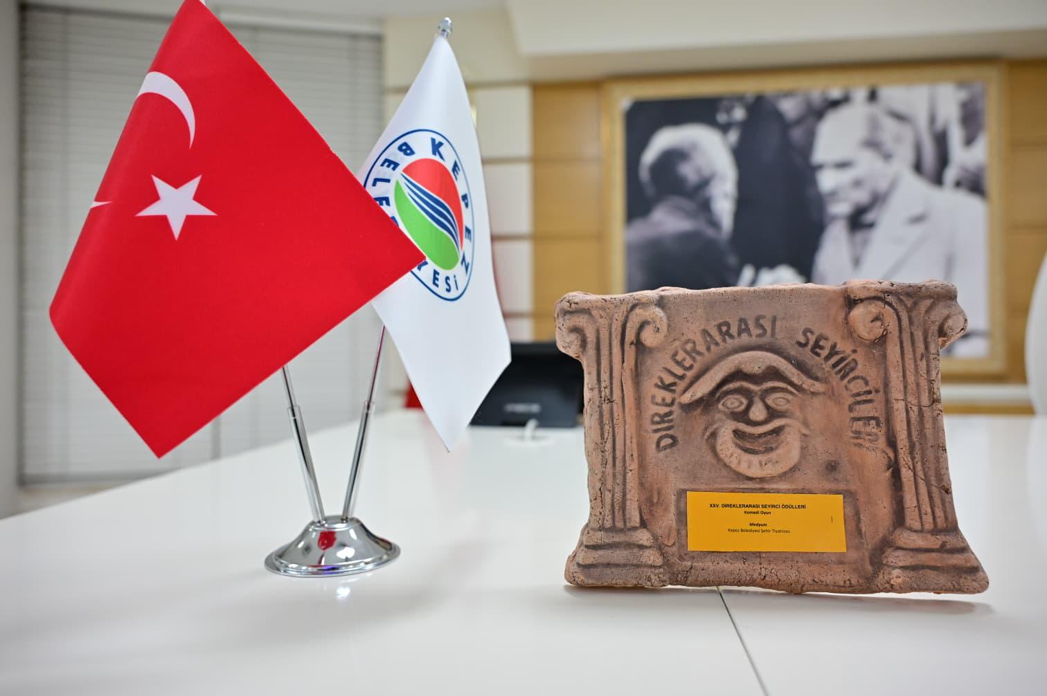 Ödüllü Oyun Medyum’dan Başkan Kocagöz’e Ziyaret (1)