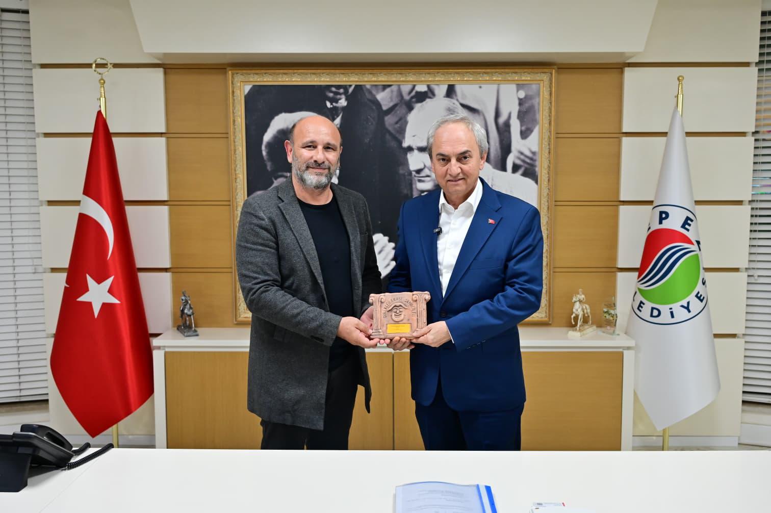 Ödüllü Oyun Medyum’dan Başkan Kocagöz’e Ziyaret (2)