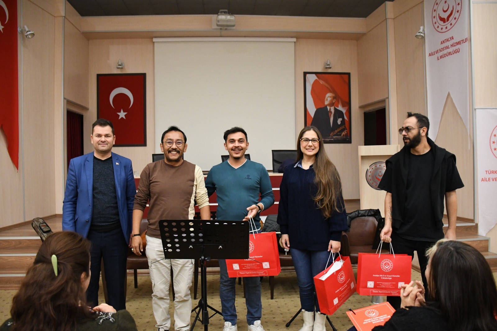 Şehit Yakınları Ve Gaziler Için Ay Yıldız Korosu Kuruldu (4)