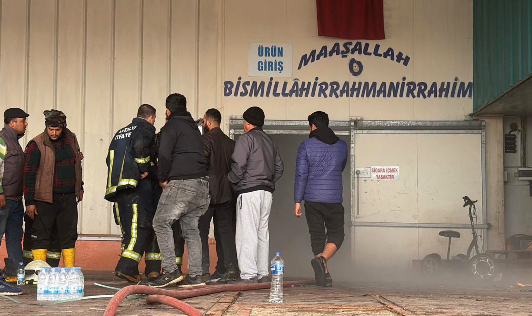 Soguk Hava Deposundaki Yangin Korkuttu (3)