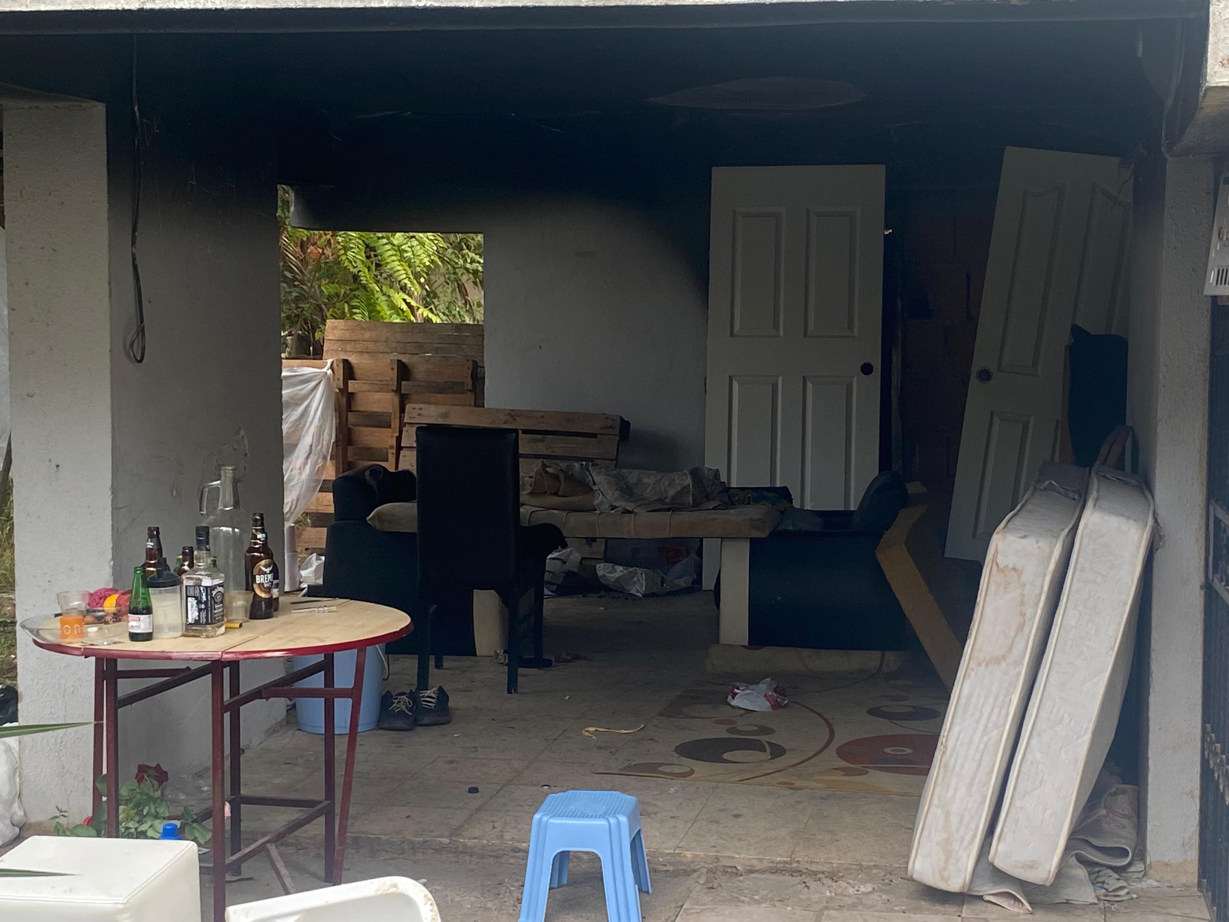 Tedirgin Ettiler (3)