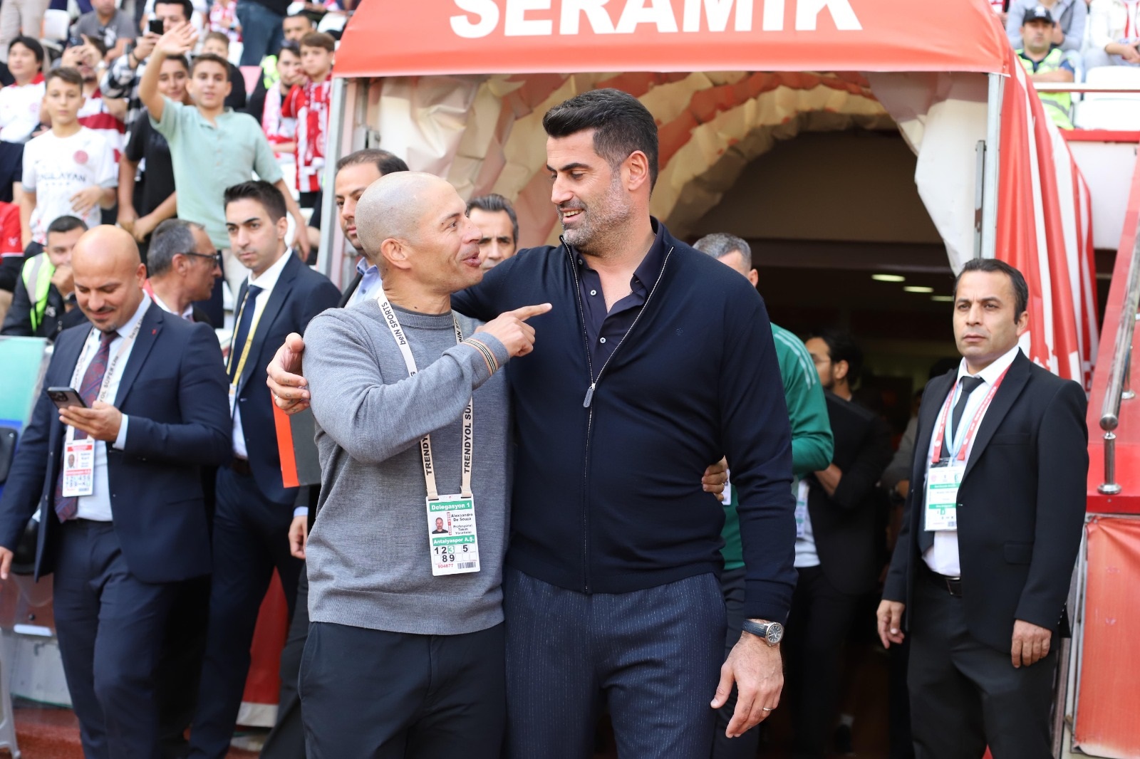 Volkan Demirel’den Antalyaspor’a Şartlı ‘Evet’ (2)