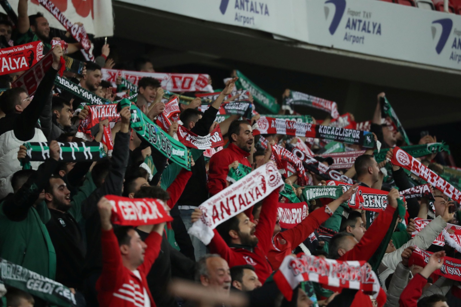 Whatsapp Image 2025 12 18 At 13.43.09 (1)