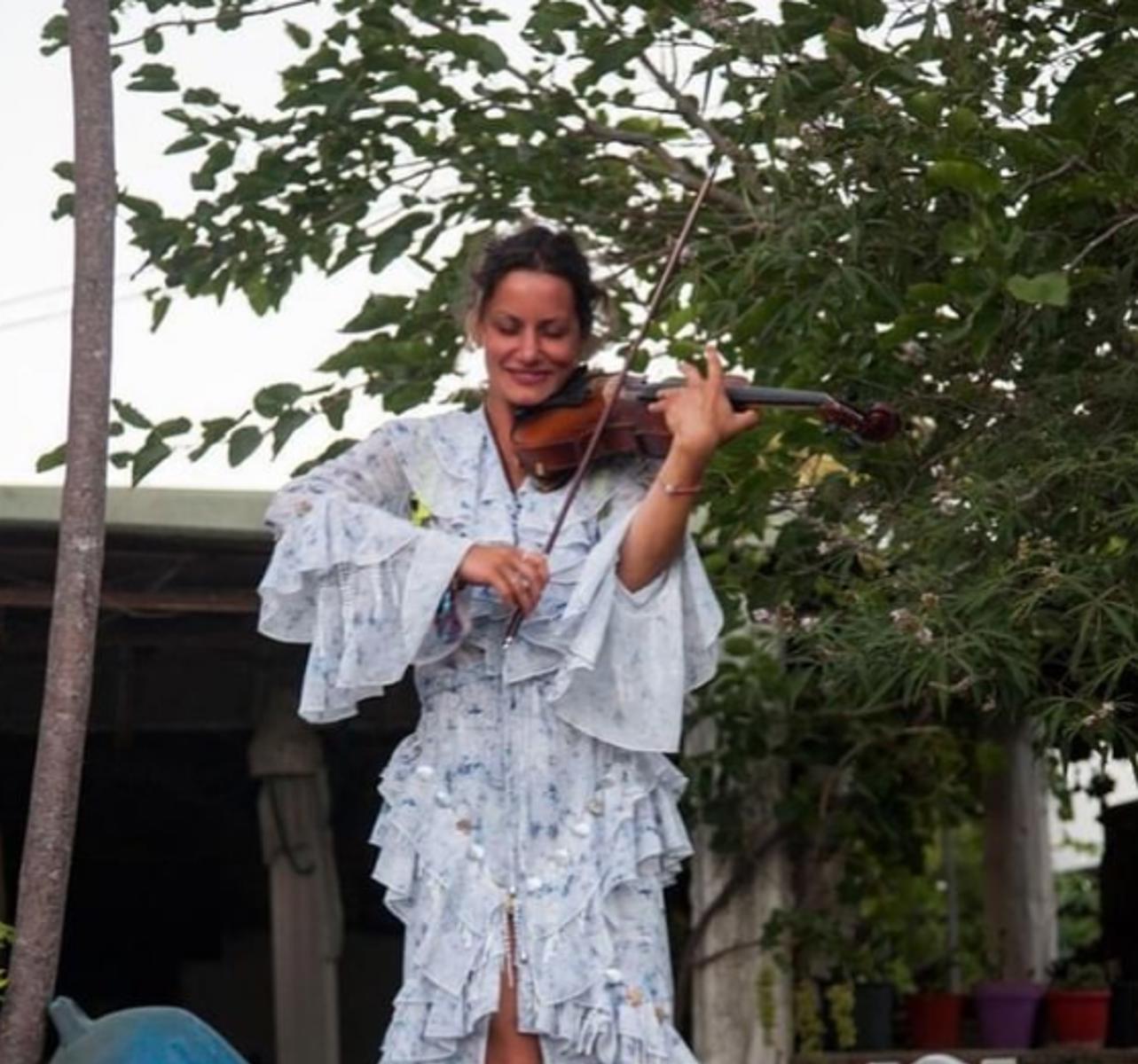 Yildiz Asyali Kiminle Evli 3