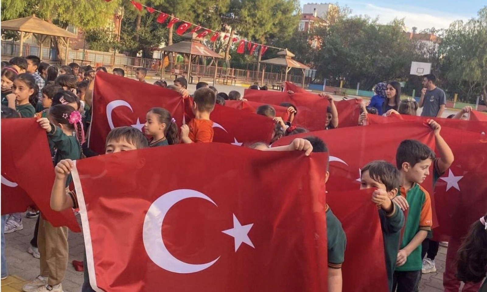 00F6A6A8 8F88 4119 Ab4A 398B272C9193