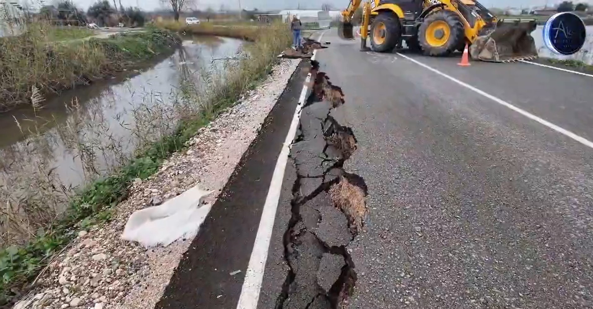 Aksu Kemeragzi Yol Calismasi (1)