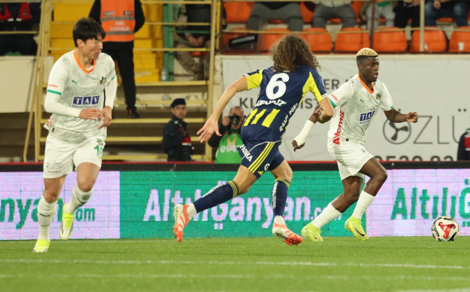 Alanyaspor, 2 Kez Öne Geçtiği Maçta Fenerbahçe’ye Kaybetti (2)