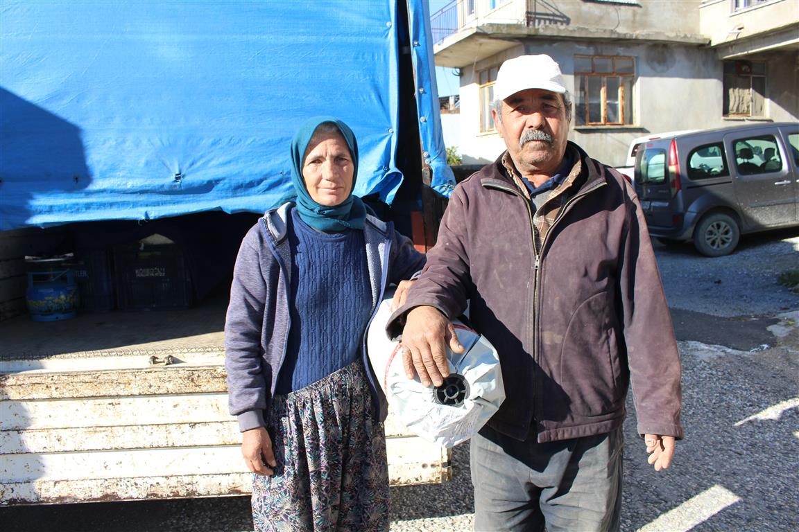 Antalya Büyükşehir Belediyesi Zarar Gören Üreticiyi Yalnız Bırakmadı (2) (Medium)