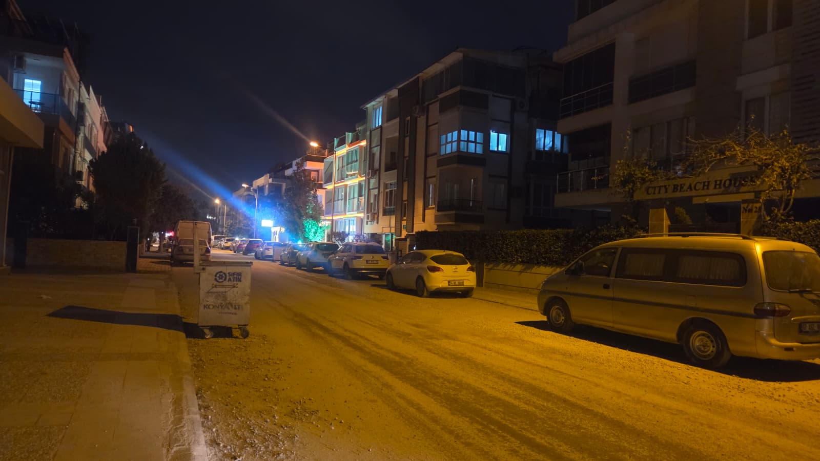 Antalya Konyaaltı’nda ‘Koku’ Çilesi (5)