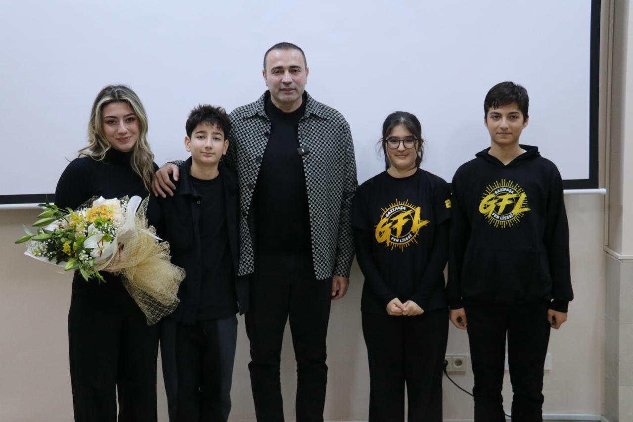 Antalya Milletvekili Maaşıyla Gazipaşa Fen Lisesi’nde Teknoloji Sınıfı Açtı (4)