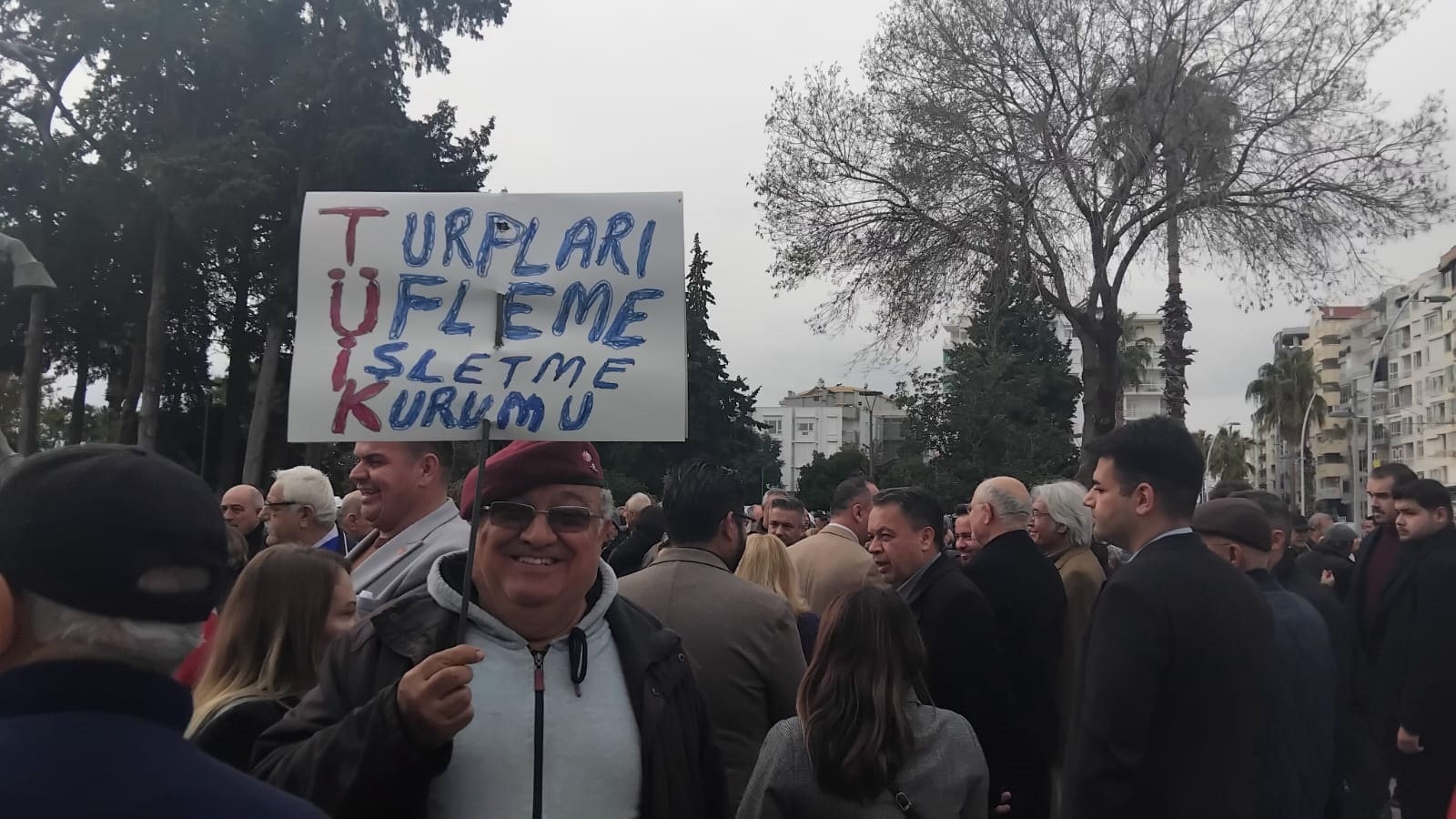 Antalya Yetersiz Asgari Ücret Için Ayaklandı (2)