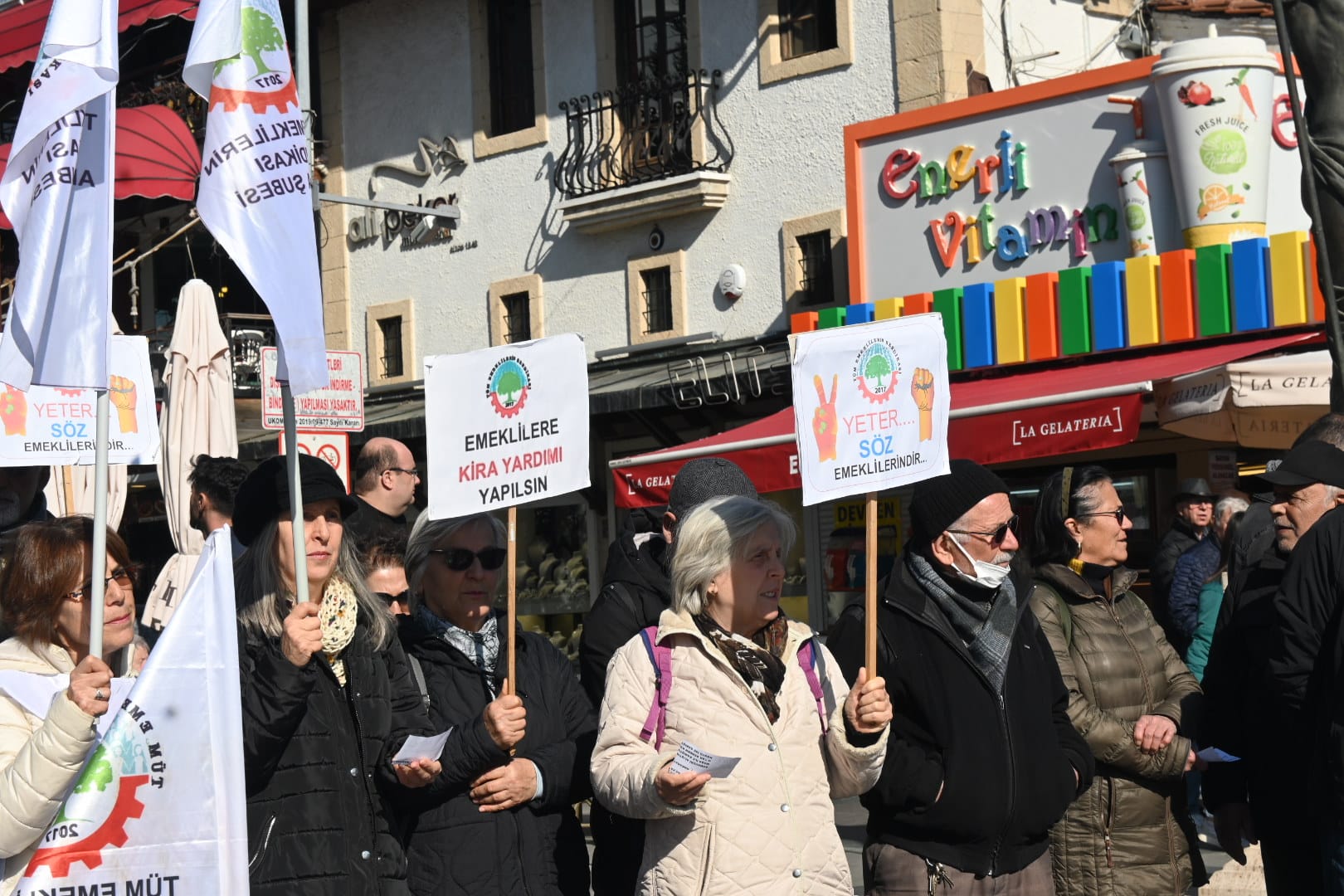 Antalya’da 20 Bin Tl Eylemi (1)