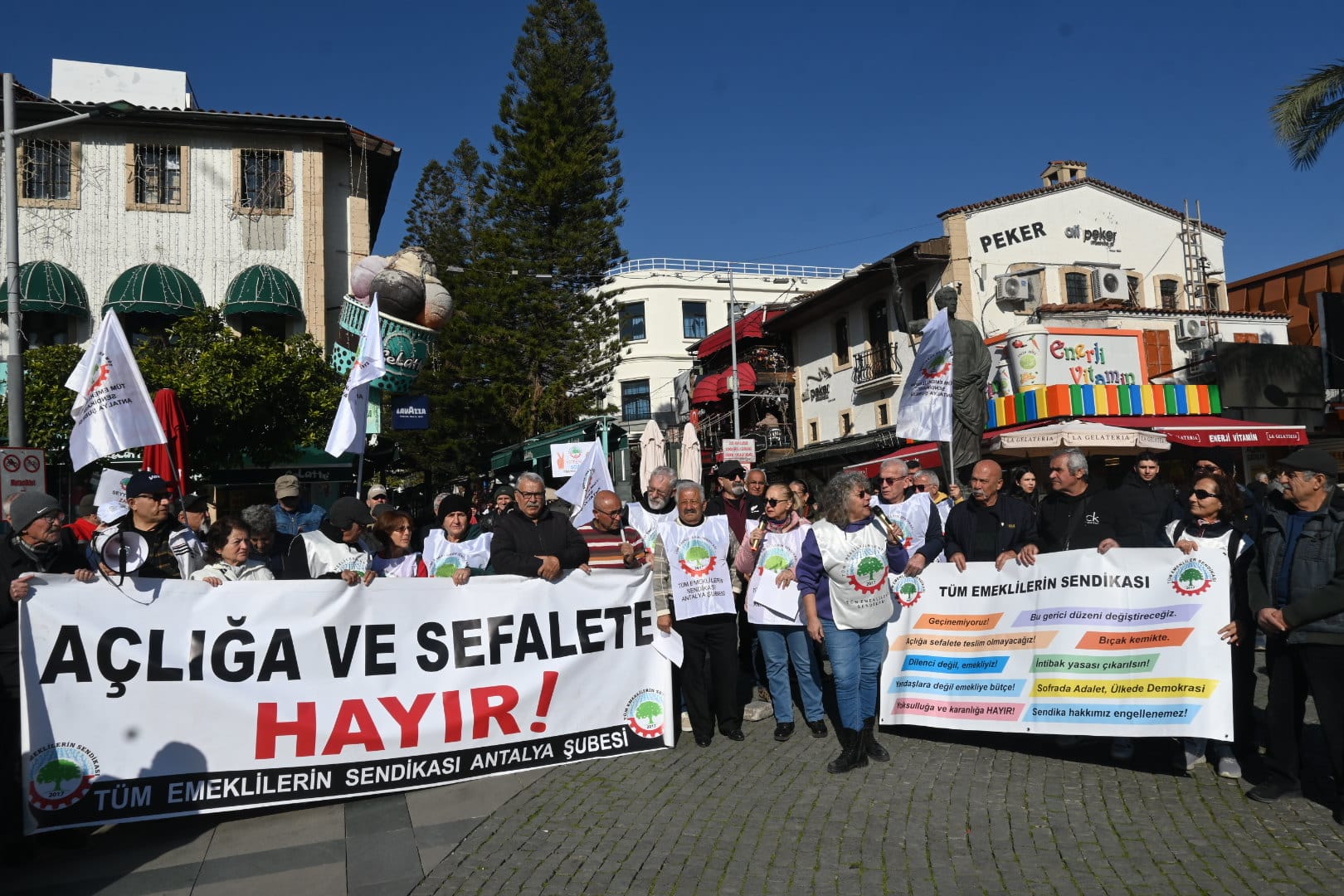 Antalya’da 20 Bin Tl Eylemi (4)