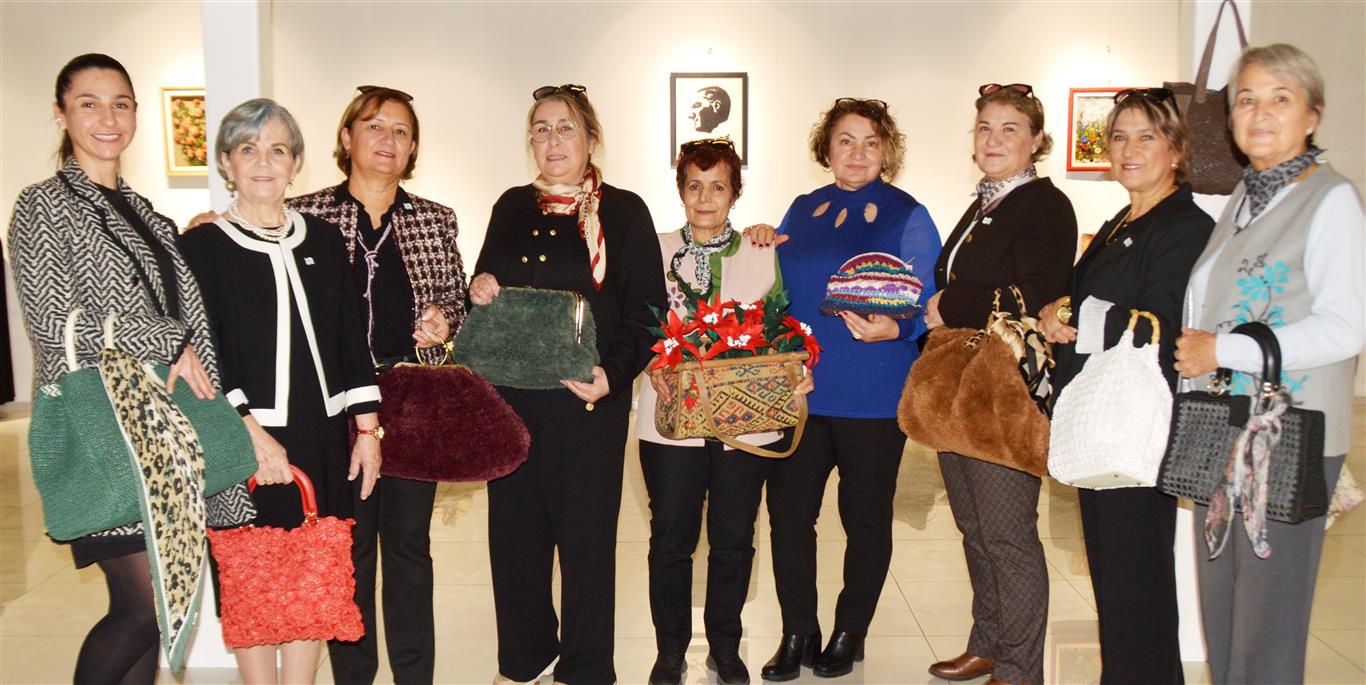 Antalya’da 'Çantaların Dansı' Sergisi Açıldı (4) (Medium)