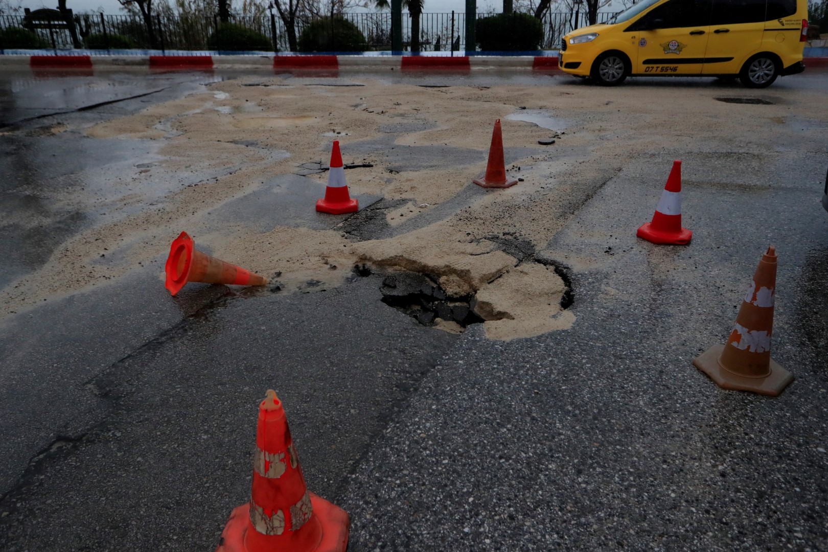 Antalya’da Fırtına Sonrası Manzara (1)