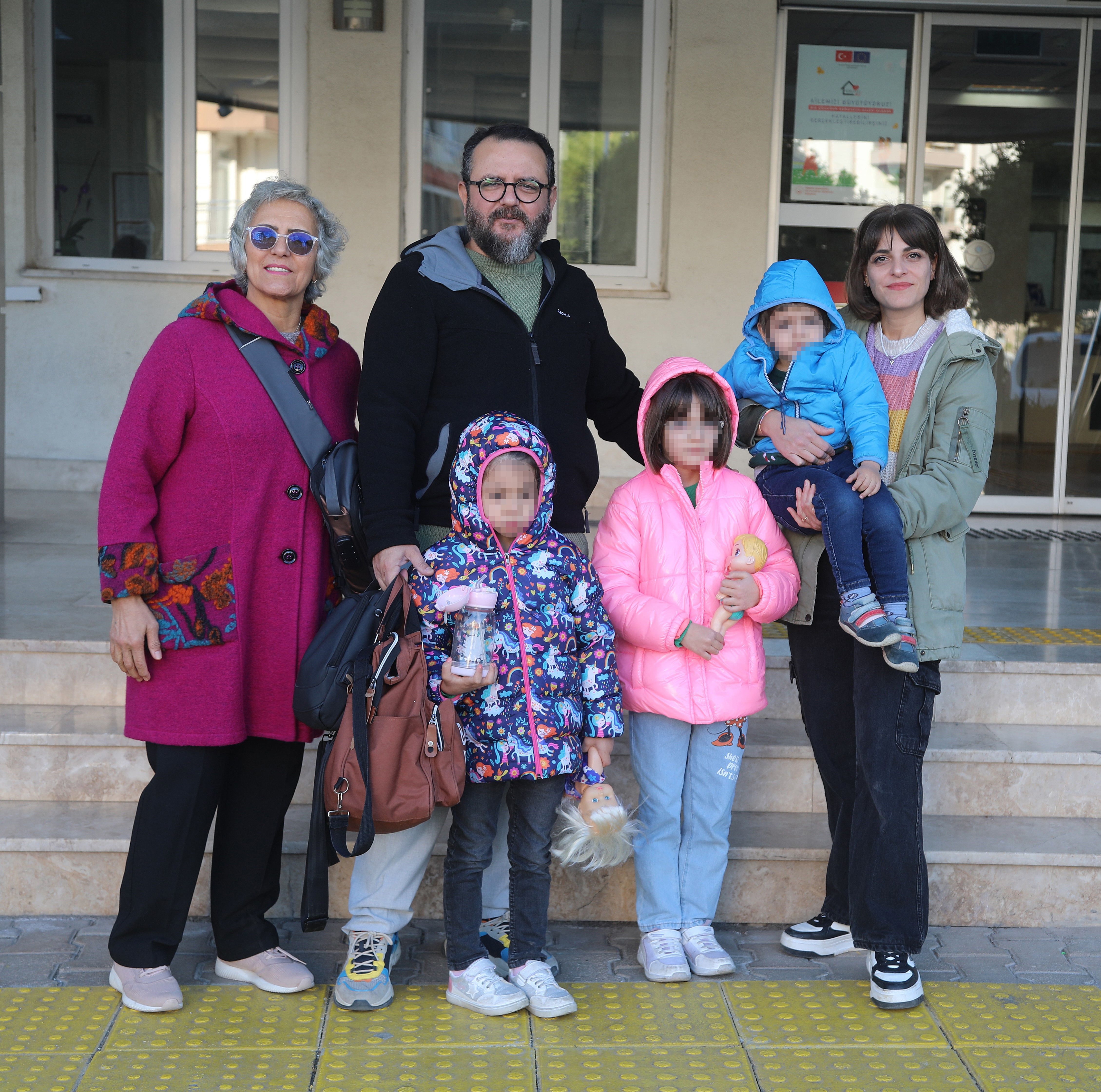 Antalya’da Iki Çocuklu Çift, Bir Çocuğa Daha Yuva Oldu (4)