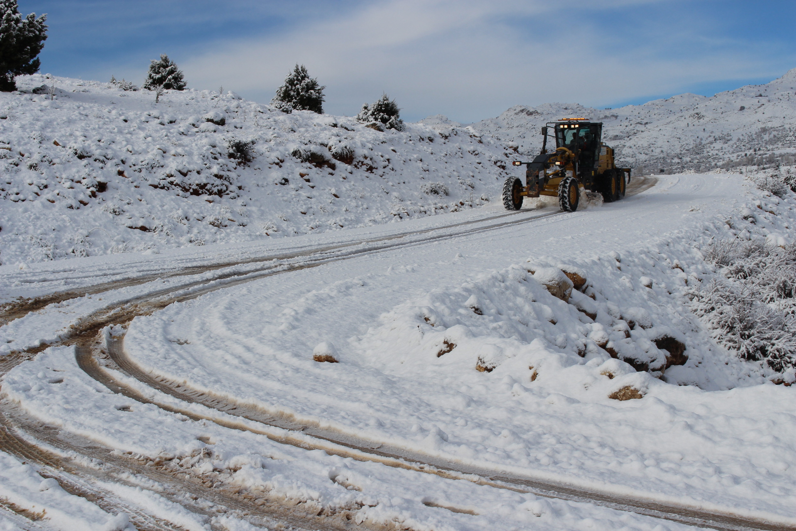 Antalya’da Yollar Kapandı Vatandaş Yolda Kaldı (3)-1