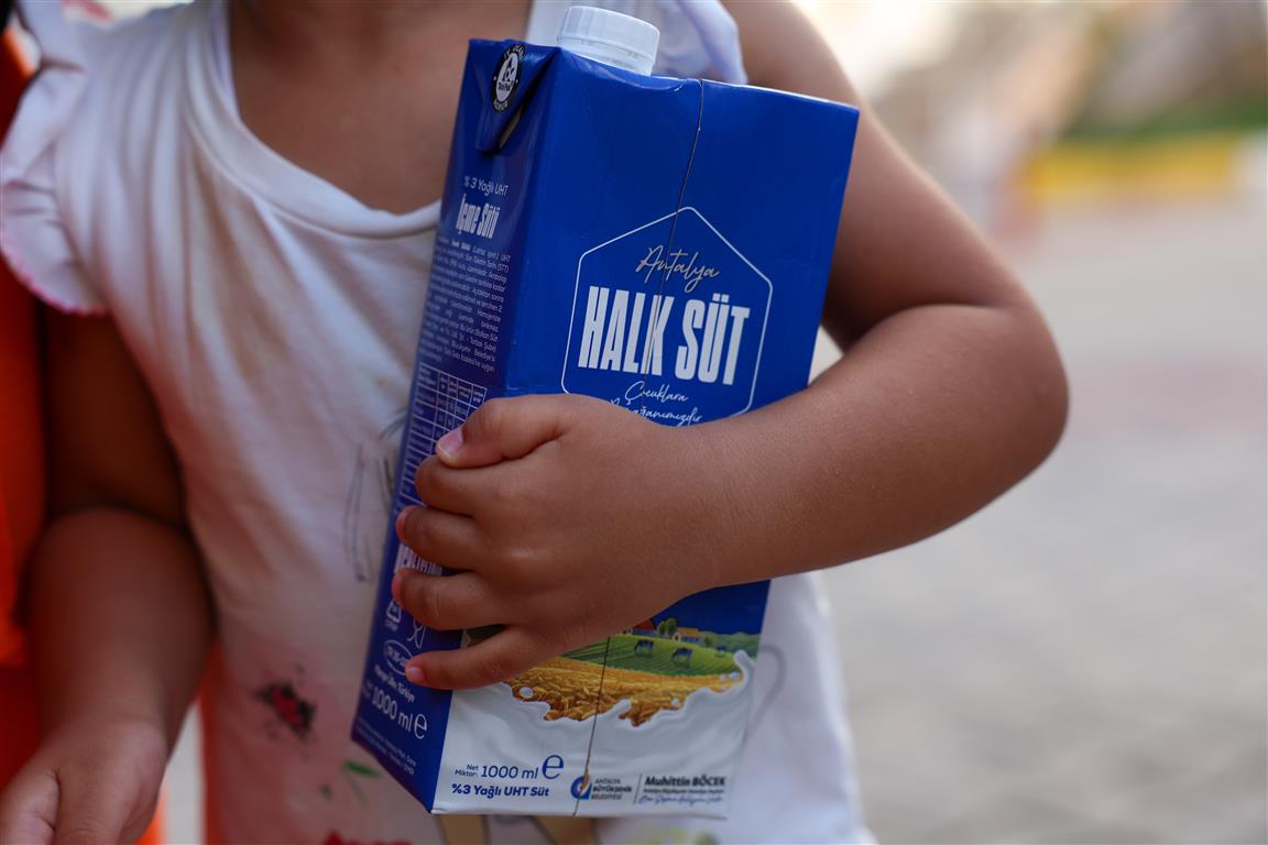 Antalya’daki Çocuklar Sütsüz Kalmayacak (3) (Medium)