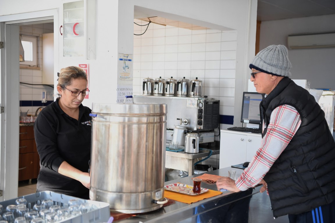 Antalya’daki Emekliler Ücretsiz Hizmetle Nefes Aldı (1)