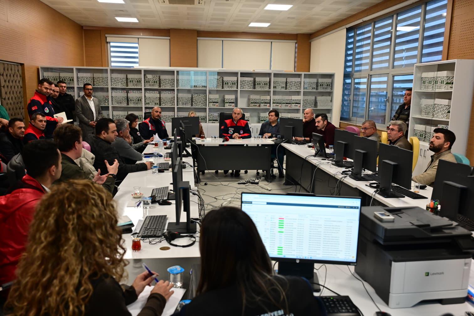 Antalya’nın 68 Mahallesi Masaya Yatırıldı (6)