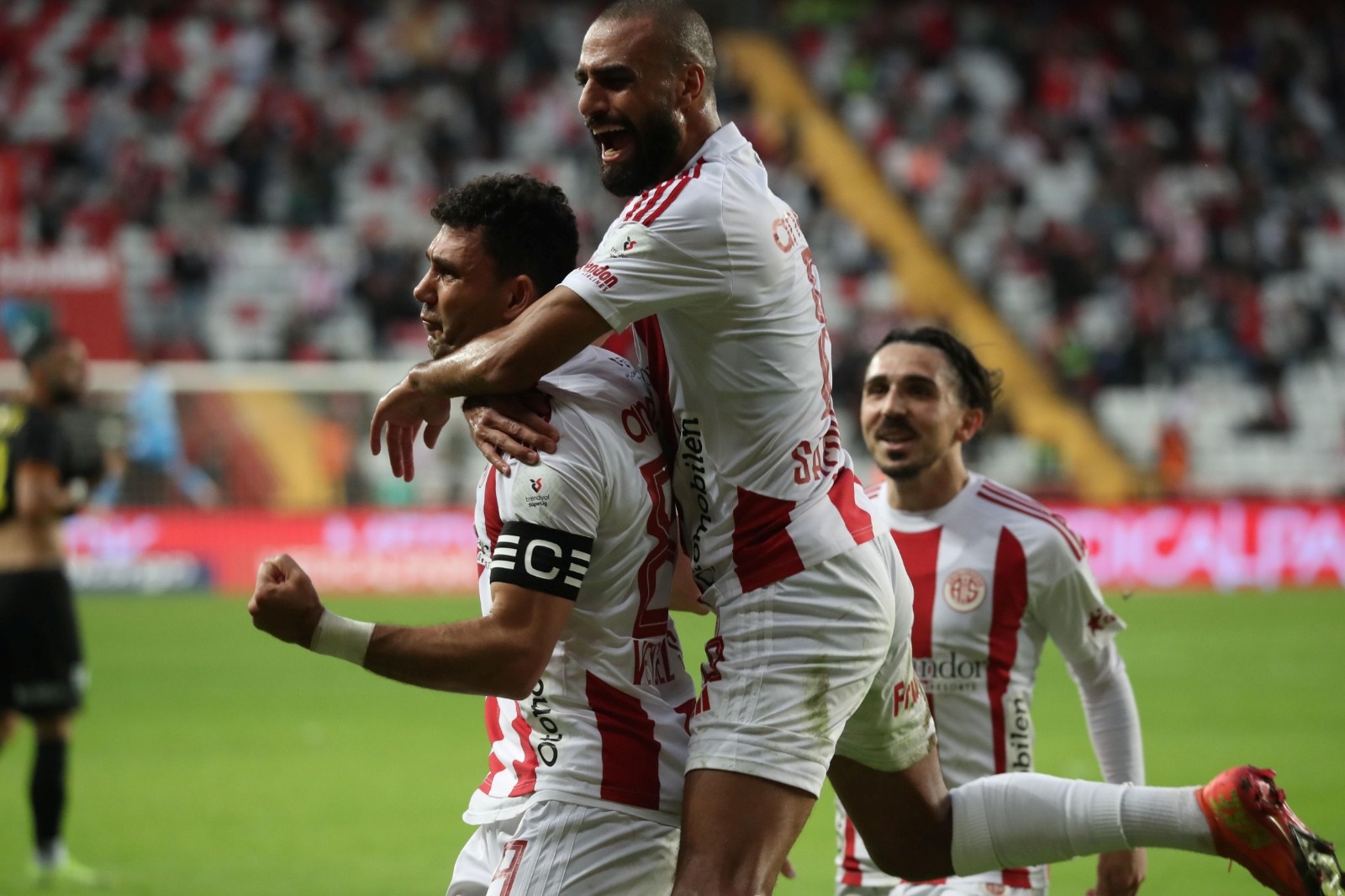 Antalyaspor’da Büyük Hayal Kırıklığı! 9 Oyuncu, 17 Maçta 16 Gol Atabildi (3)