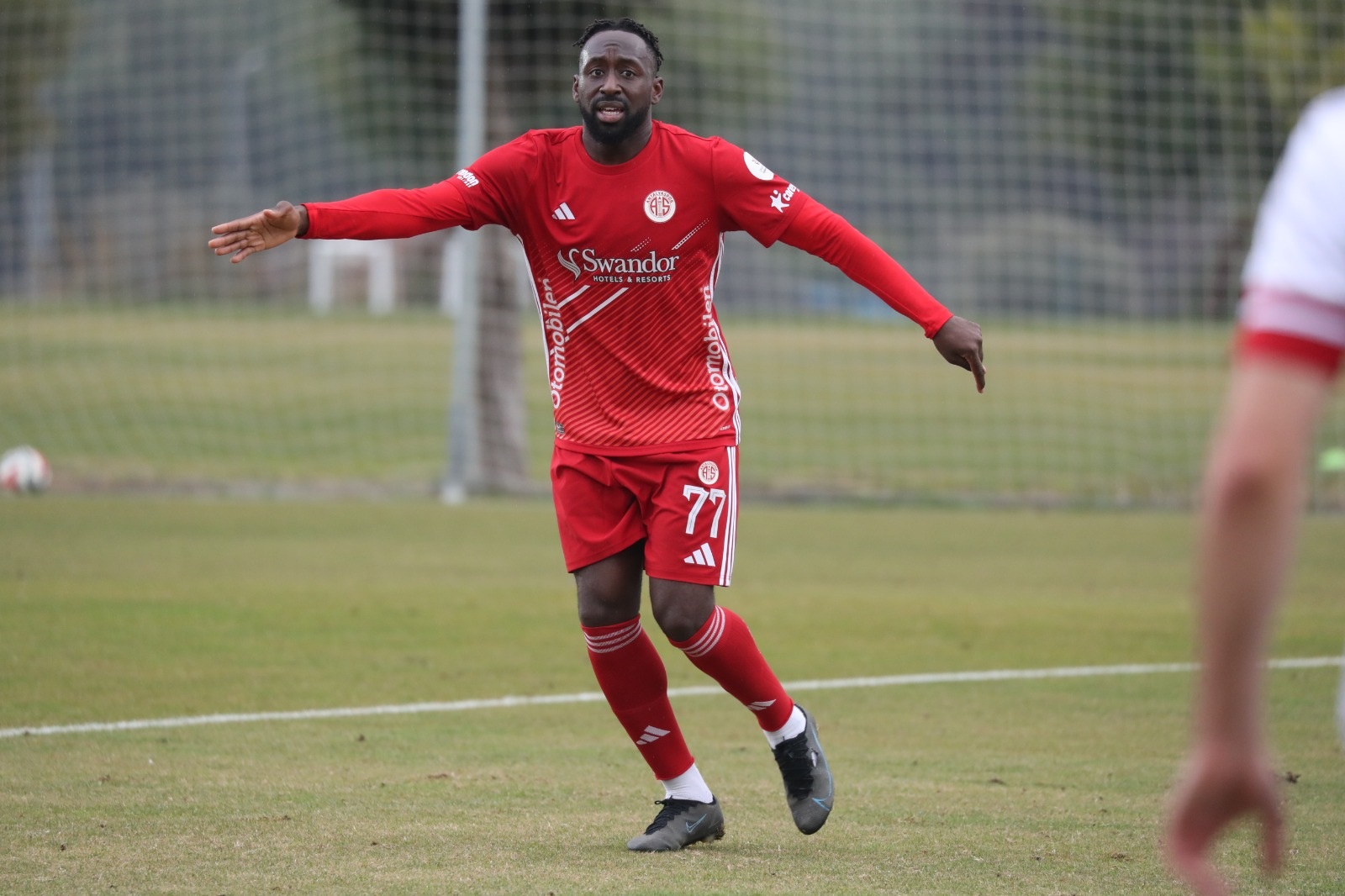 Antalyaspor’un Golcüsü Boli’den Acı Itiraf (1)Ii