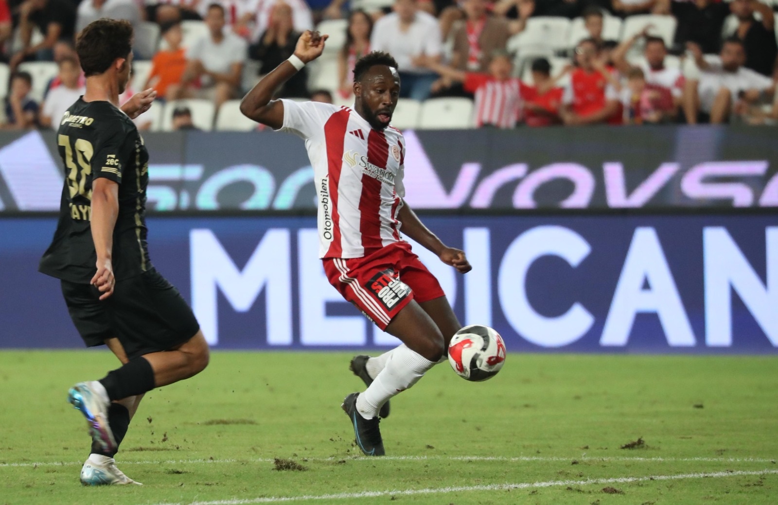 Antalyaspor’un Golcüsü Boli’den Acı Itiraf (3)