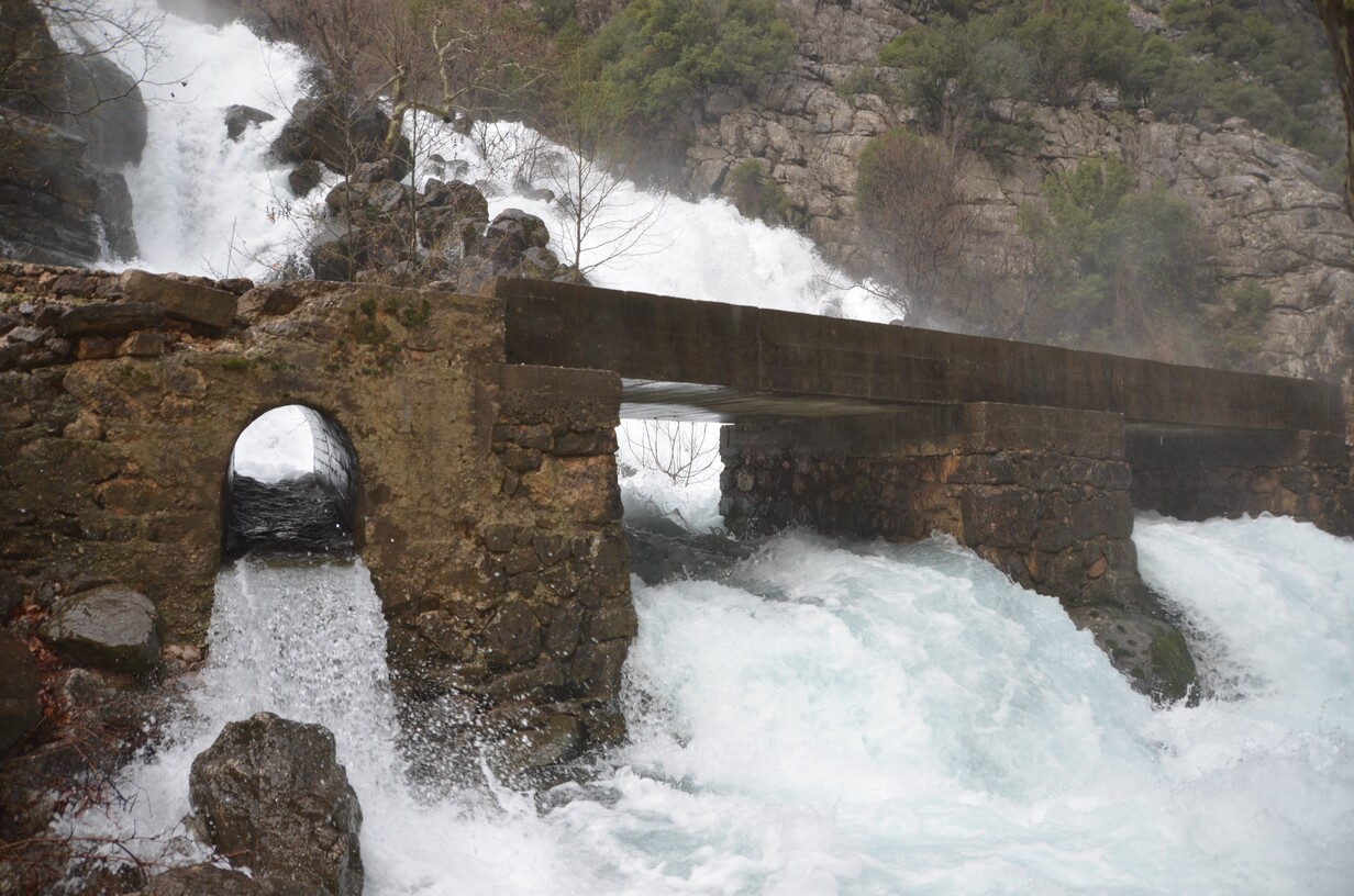 Antalya’ya Bereket Yağdı Şelaleler Coştu (4)