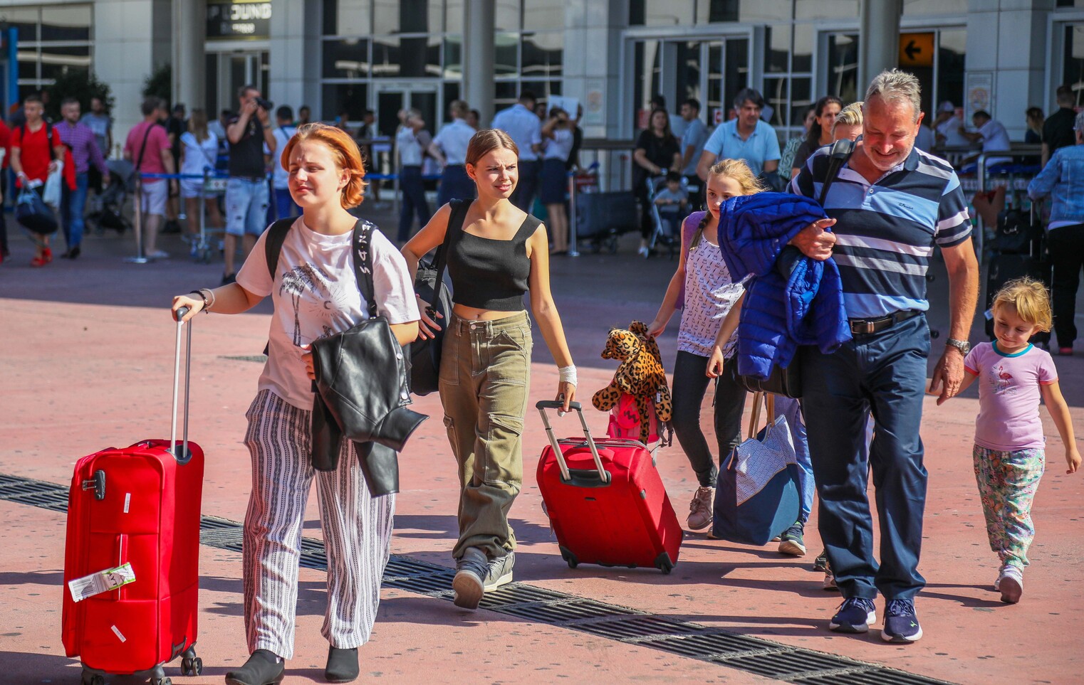 Antalya’ya Iki Ülke Akın Akın Geldi (5)