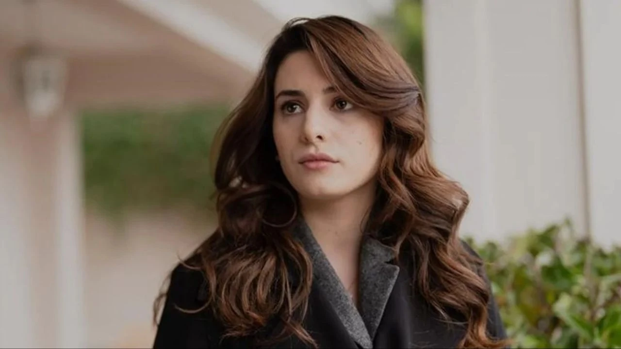 Asude Kalebek Kac Yasinda 4