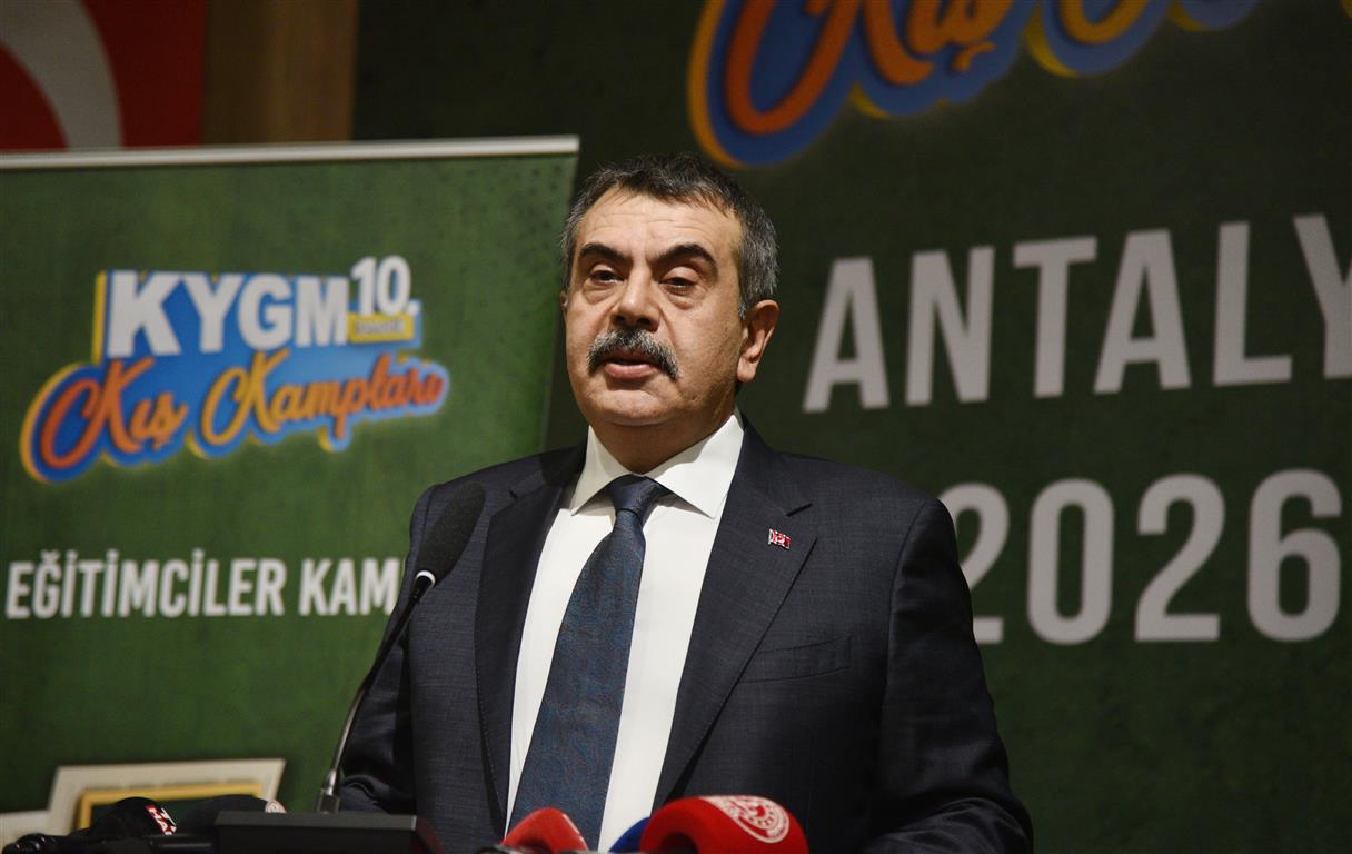 Bakan Tekin’den Dikkat Çeken Eğitim Çıkışı (2) (Medium)