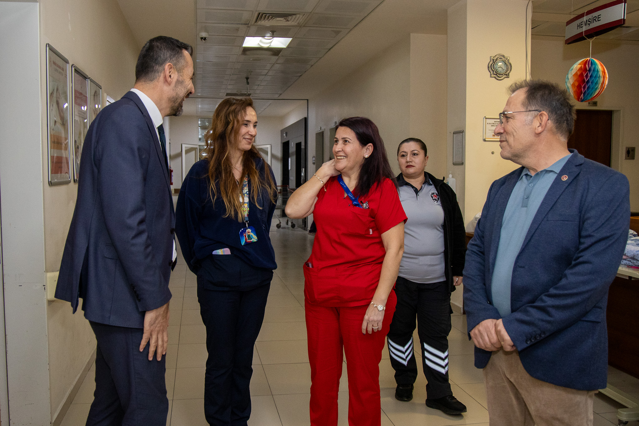 Başkan Vekili Çiçek’ten Sağlık Çalışanlarına Yeni Yıl Ziyareti (4)
