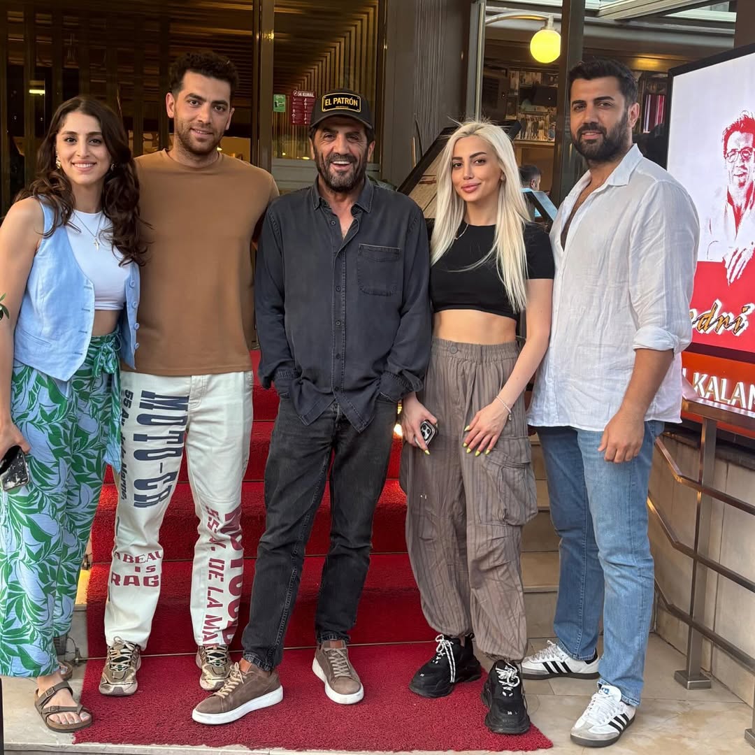 Bedri Usta Esi Ve Cocuklari 6