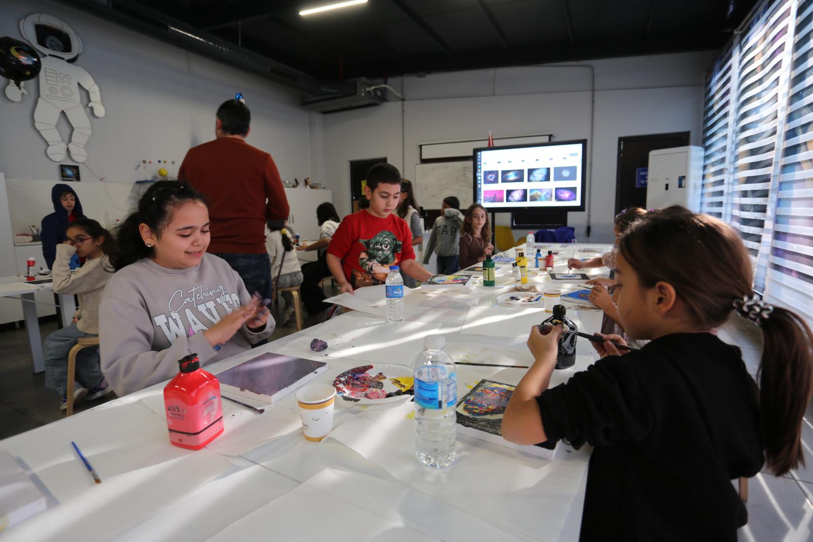 Çocuklar Tatilde Antalya’da Bilimle Tanıştı (1)