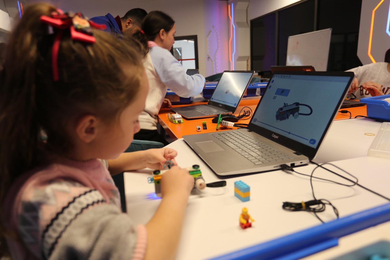 Çocuklar Tatilde Antalya’da Bilimle Tanıştı (2)