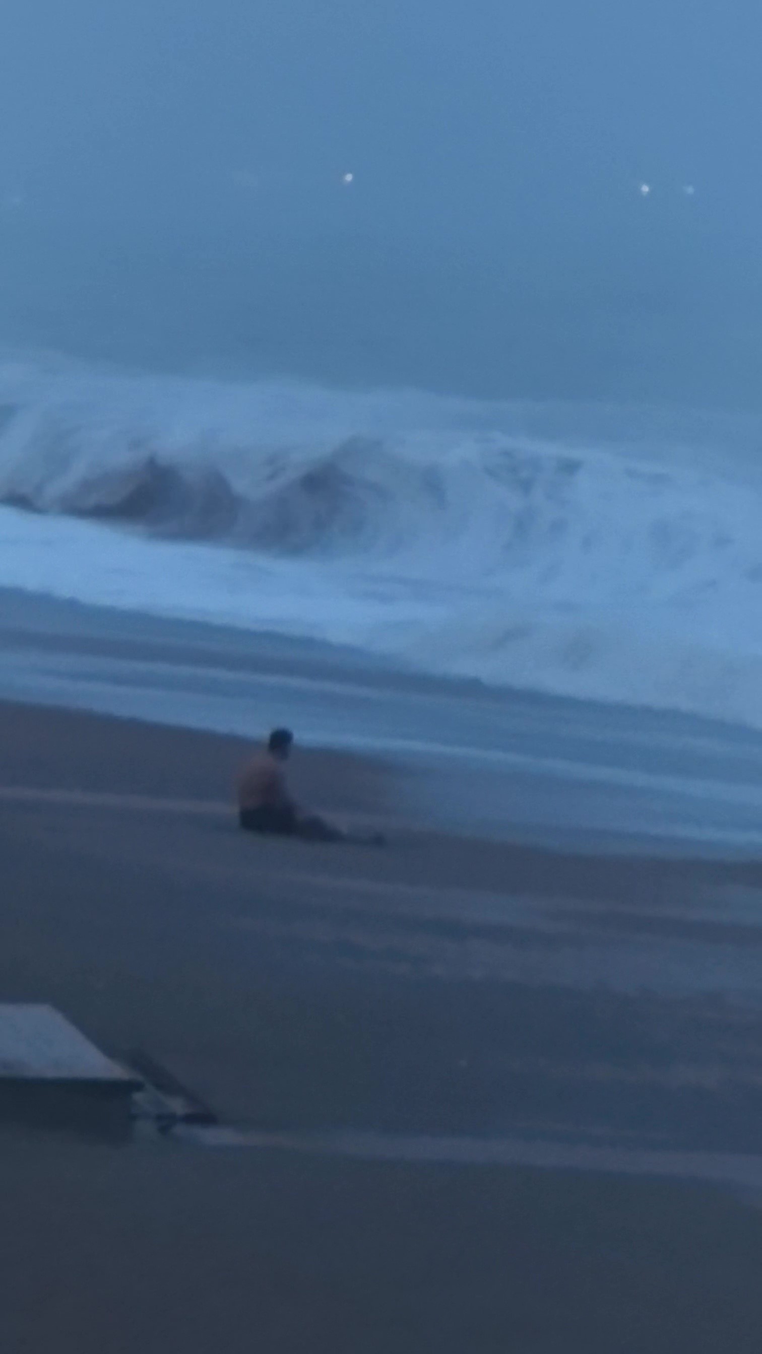 Dalgalara Karsi Sinav Cekti (2)