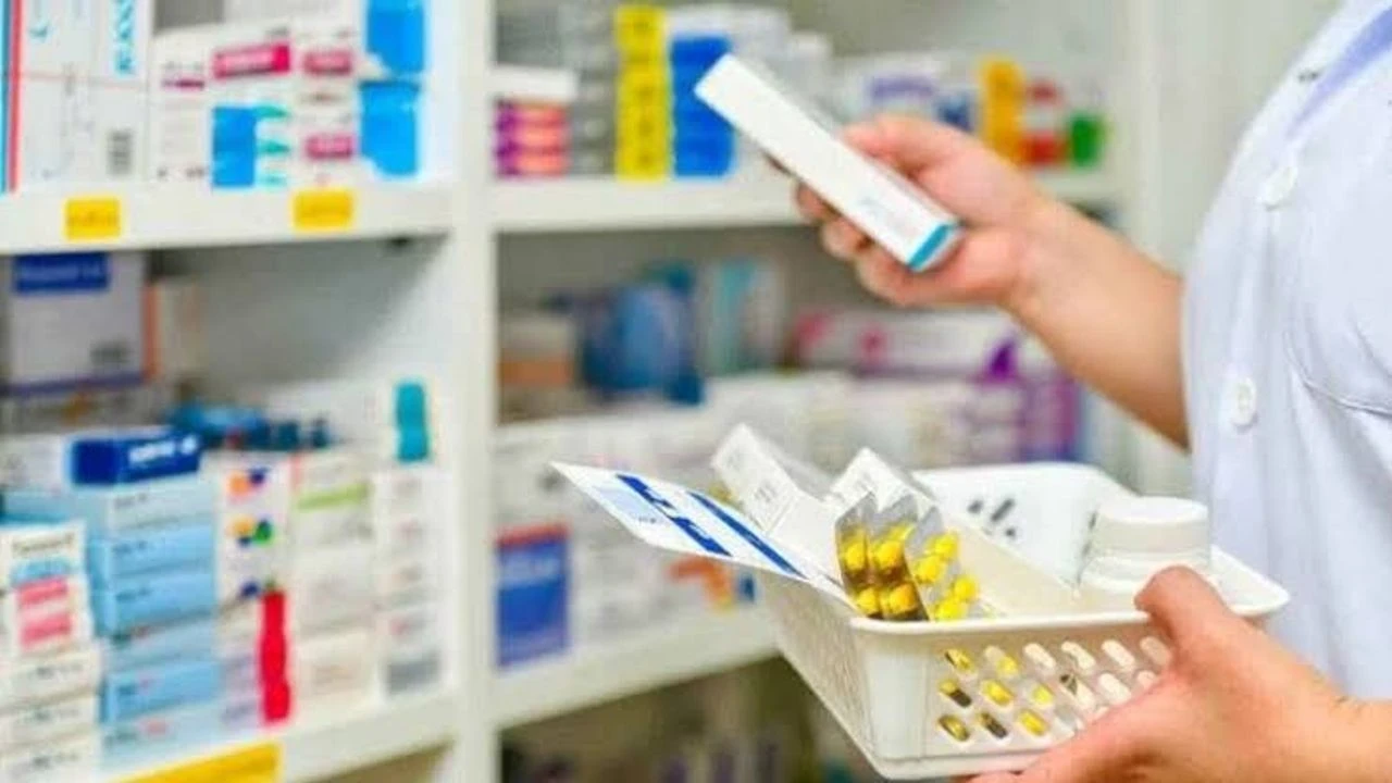 Eczacılar Sıkıştı! İlaç Firmaları Türkiye’ye Kaderine Terk Edildi (1)-1