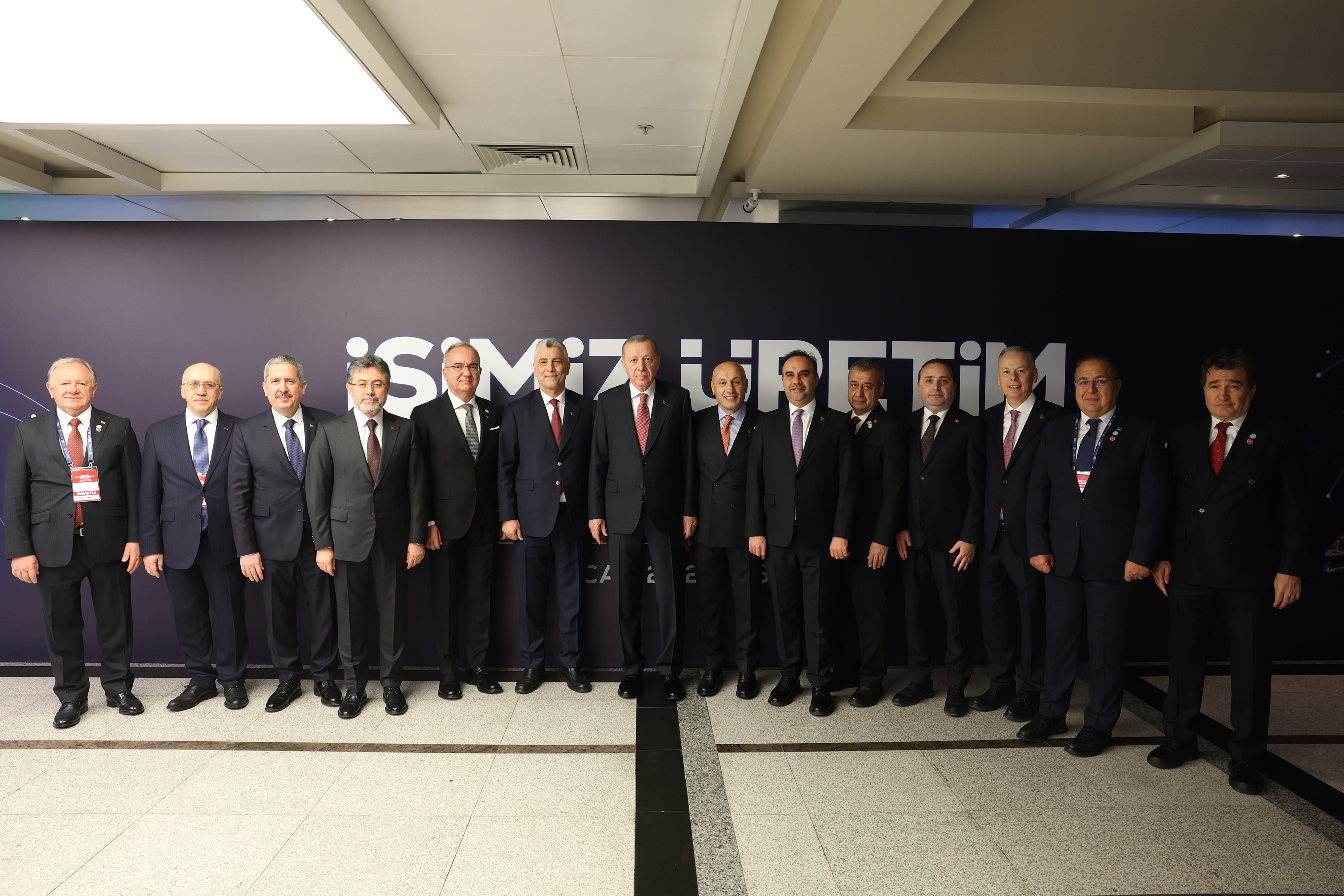 Erdoğan’dan Güçlü Mesaj 2025 Cumhuriyet Tarihinin En Büyük Ihracatı (3)