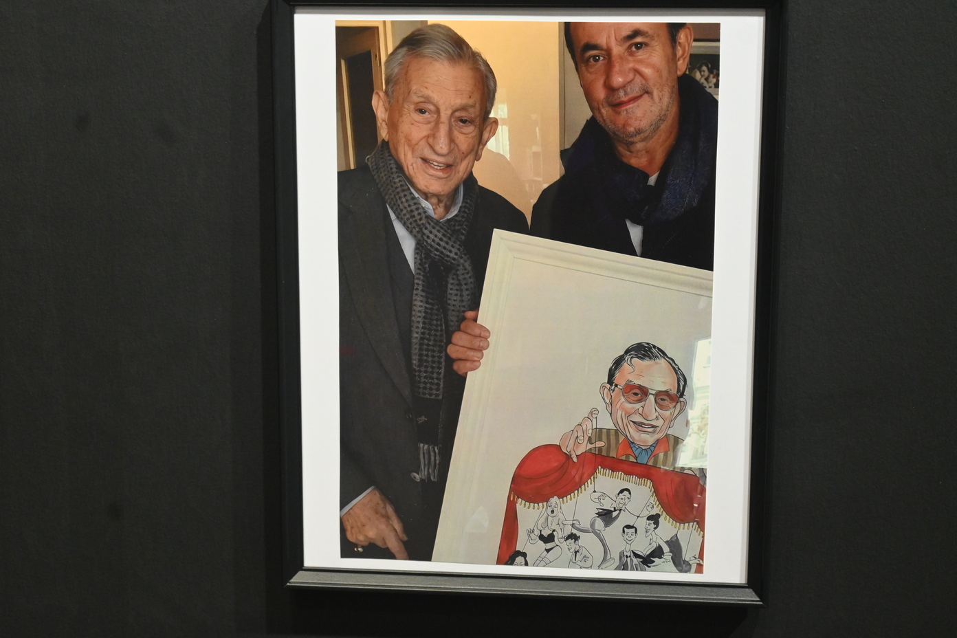 Hakan Kok’un Sergisinde Haldun Dormen Detayı Duygulandırdı (10)