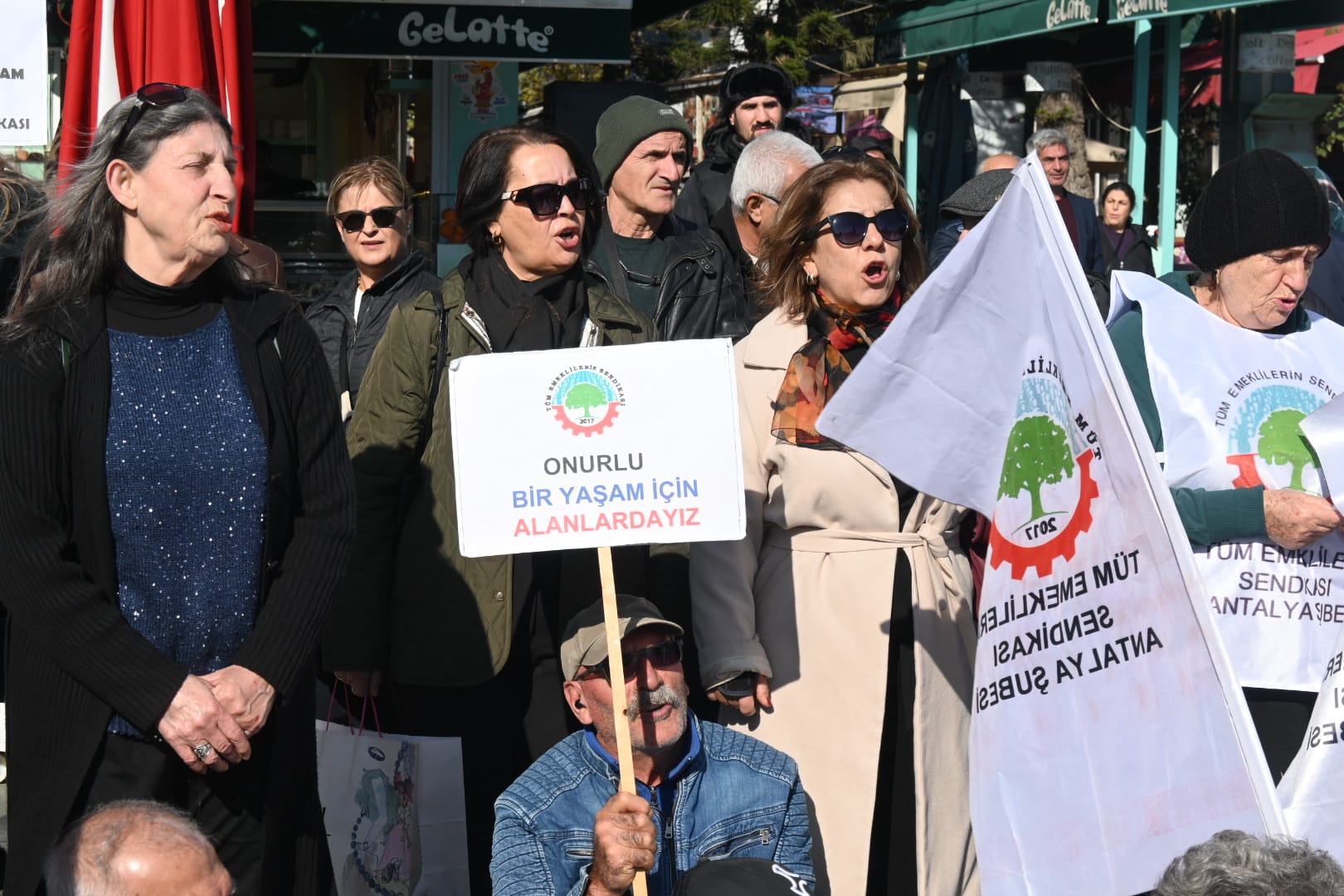 İktidar Emeklinin Sesini Duymuyor (3)