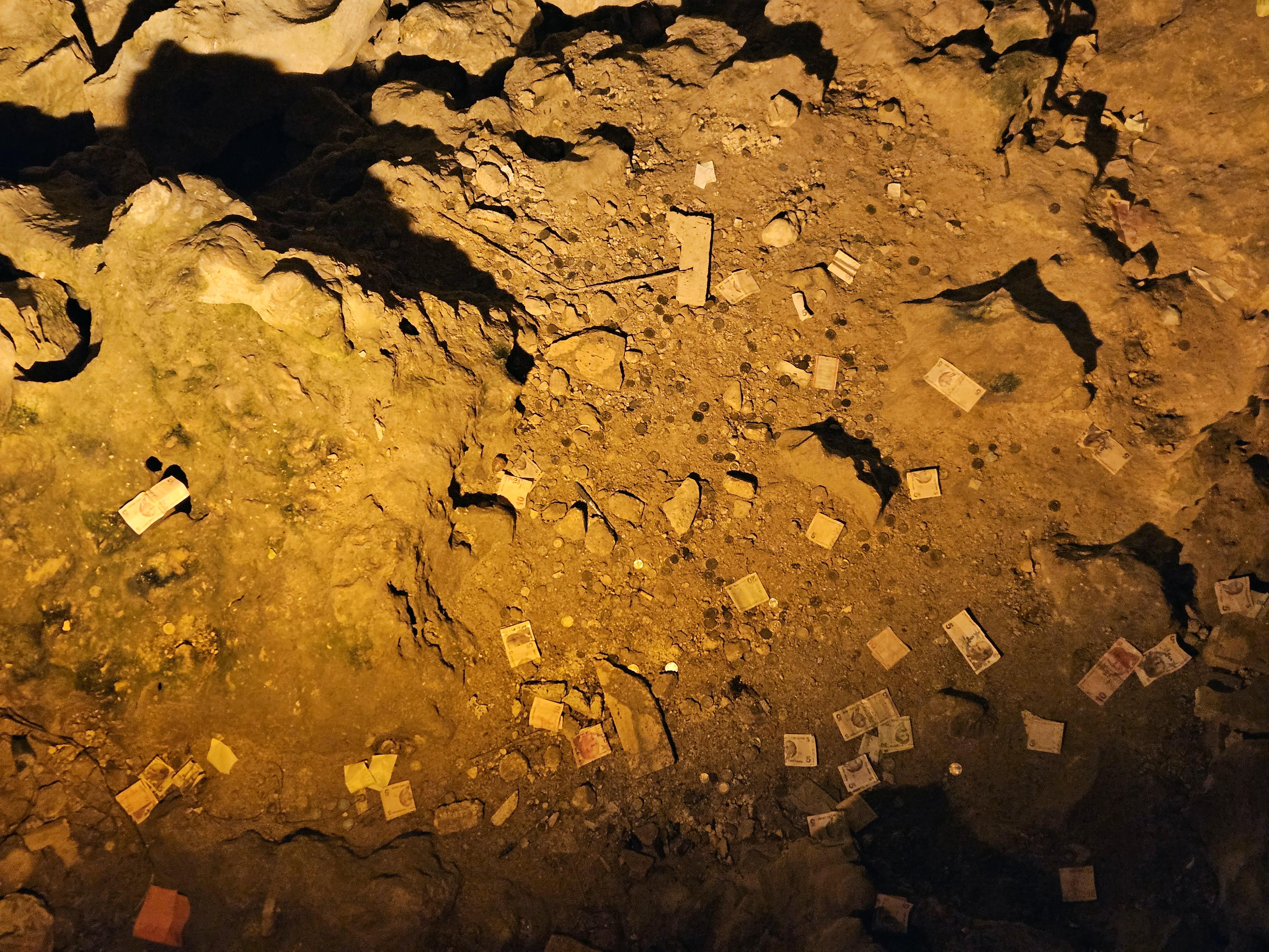 K U R U Y A N D I L E K G O L U N E A R T I K K A G I T P A R A 1091790 324101