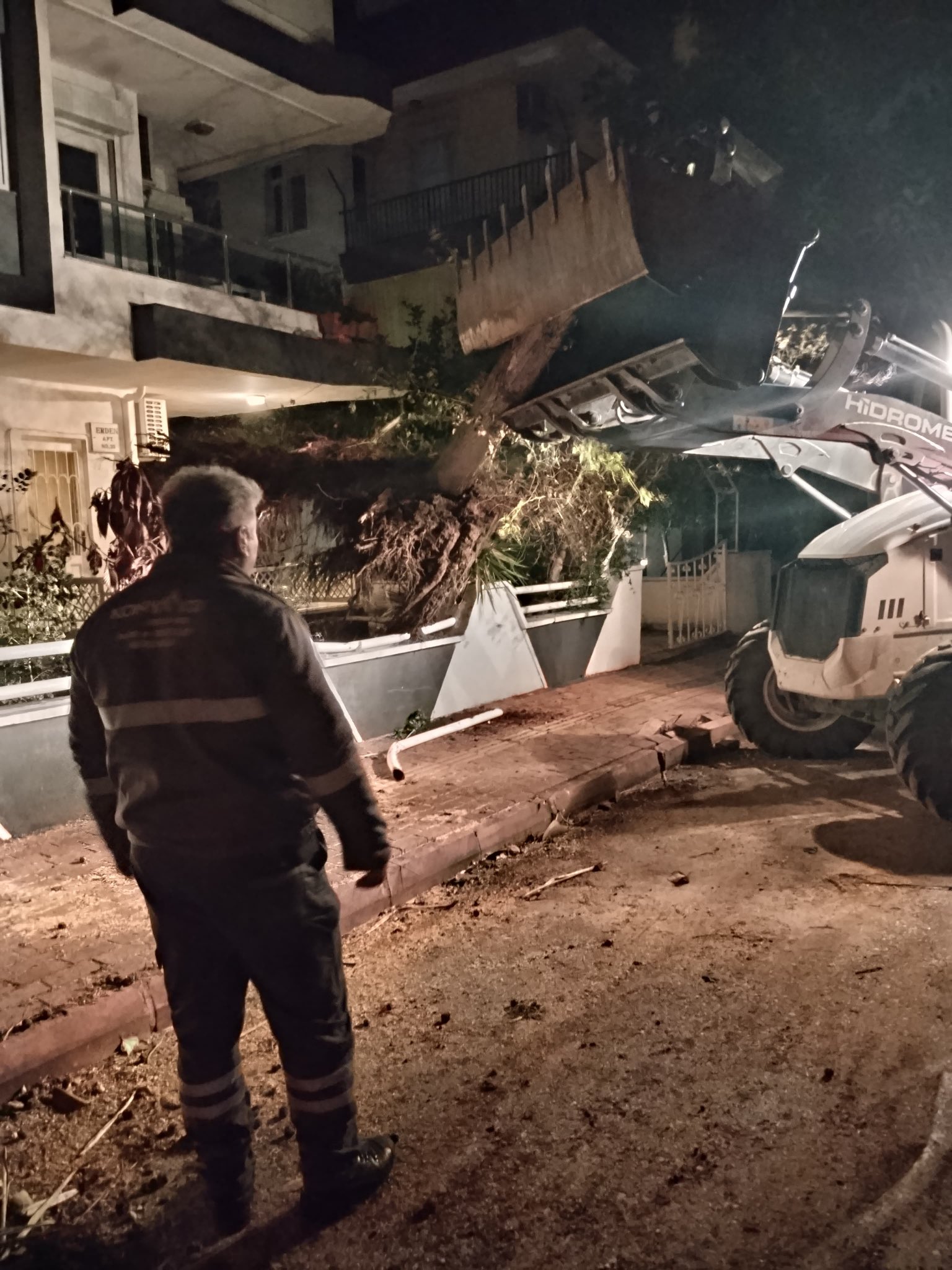 Konyaalti Belediyesi Firtina (2)