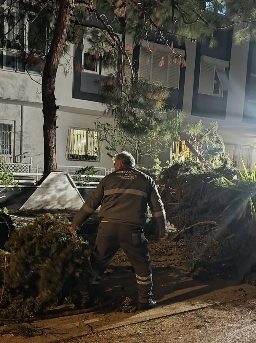 Konyaalti Belediyesi Firtina (3)