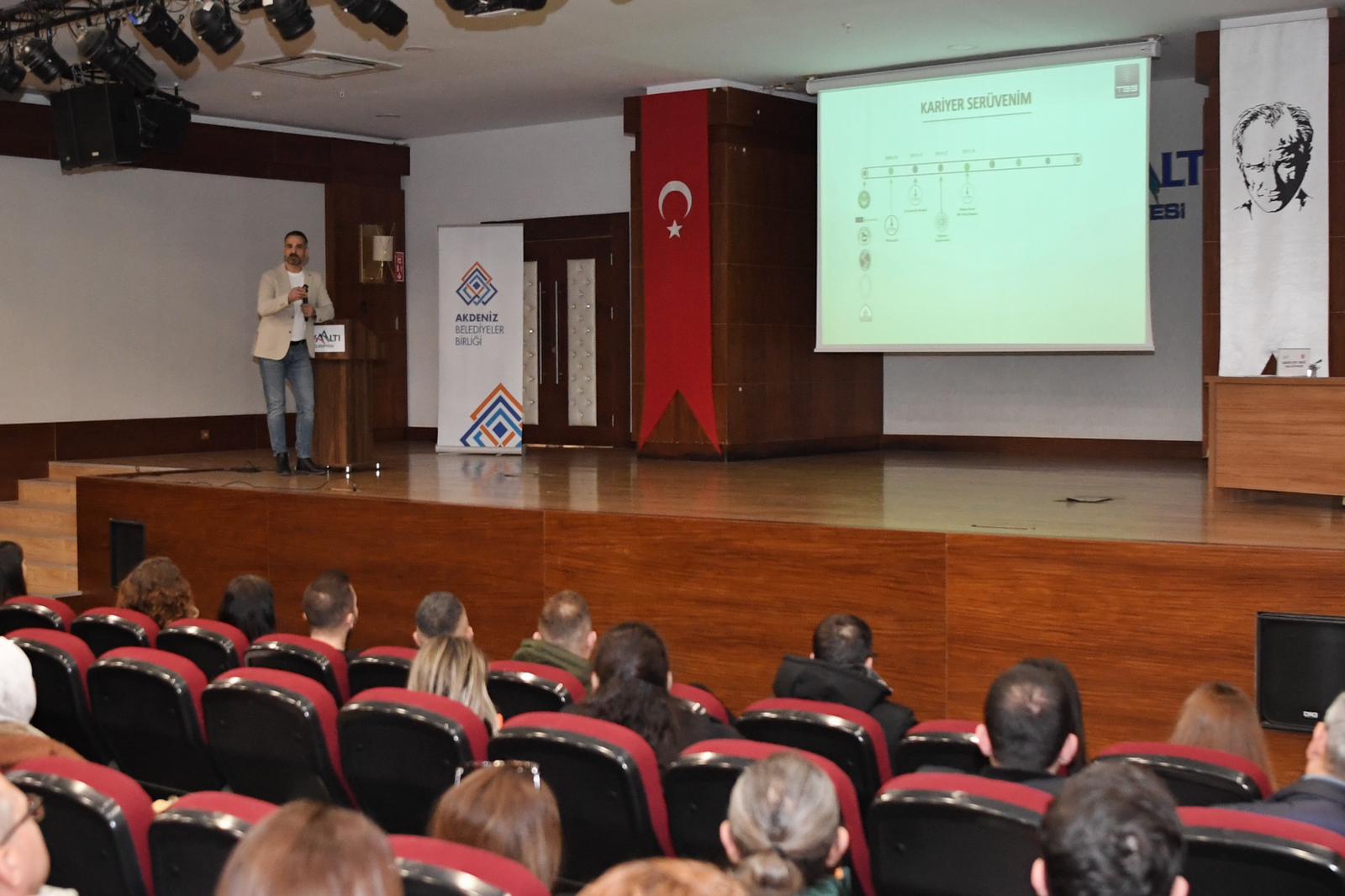 Konyaaltı’ndaki Yapay Zeka Eğitimine Büyük Destek (1)