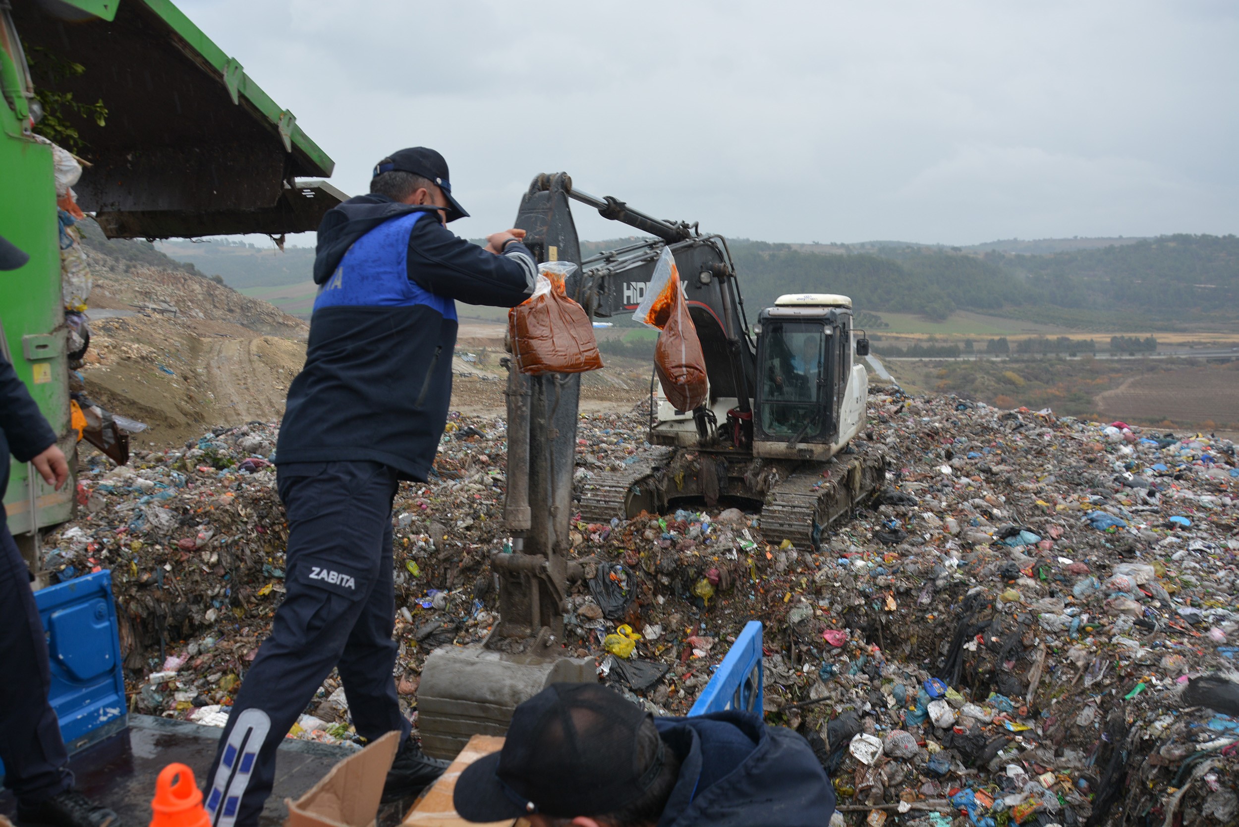 Mersin'de Halk Sağlığını Tehdit Eden Gıdalara Geçit Verilmedi (3)