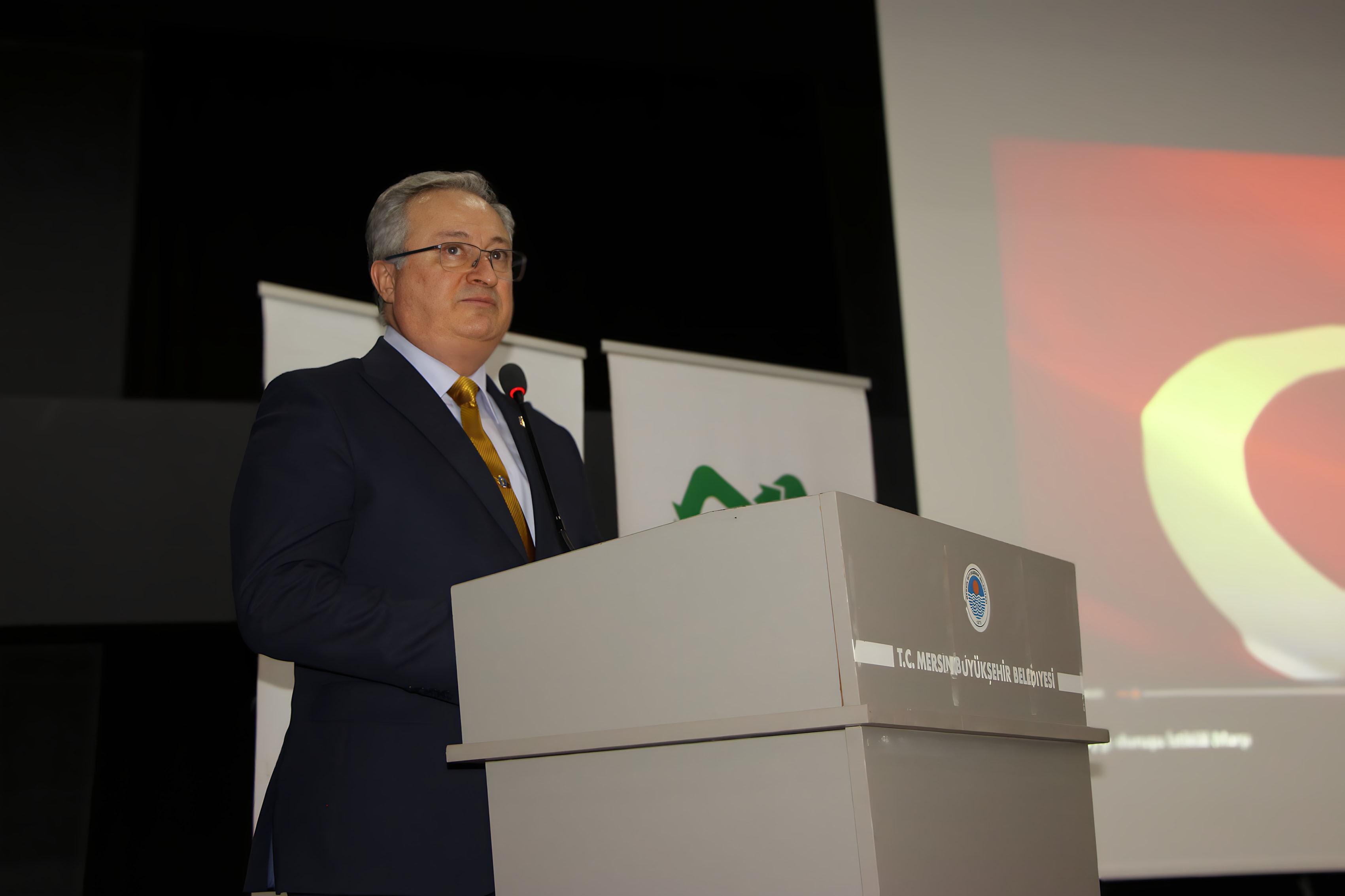 Mersin’de Yeşil Mutabakat Uyarısı! Lojistikte Dönüşmeyen Kaybedecek (1)